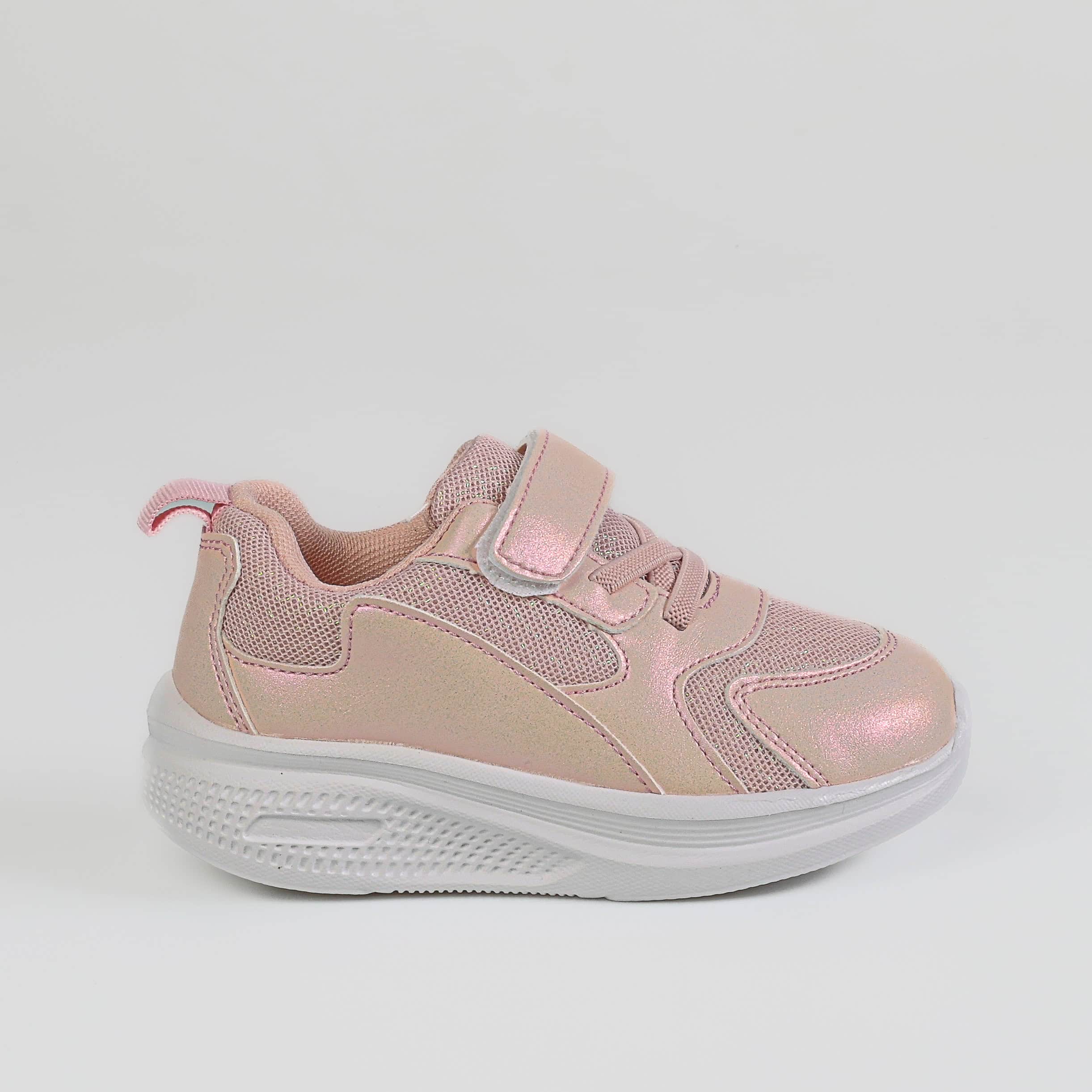 Ghali – Baskets Enfants en Rose.