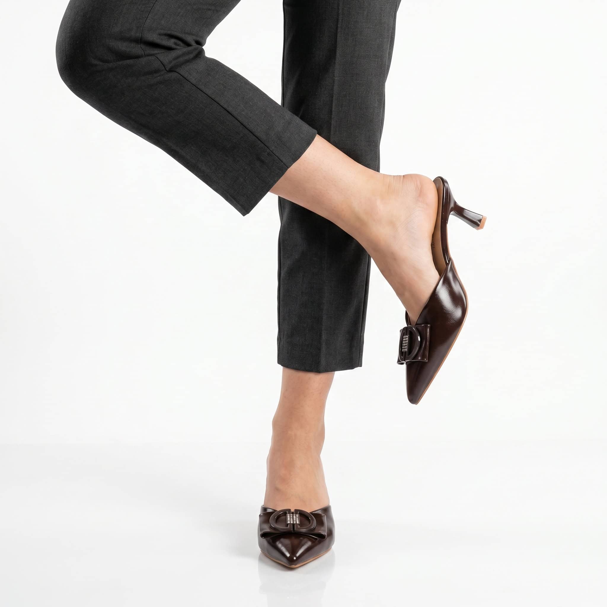 ZED – Mules demi talon en Coffee.