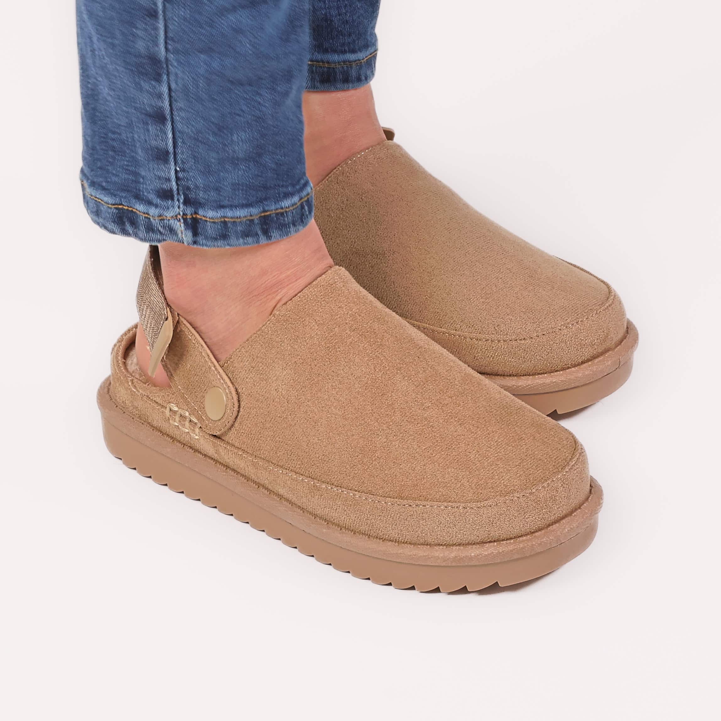 Sofie – Chaussons Femmes en Kaki.