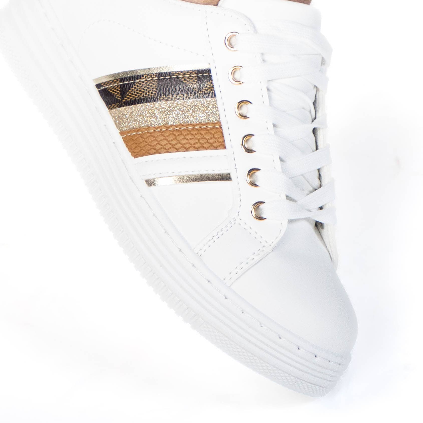 LILA – Baskets Femmes en Marron.