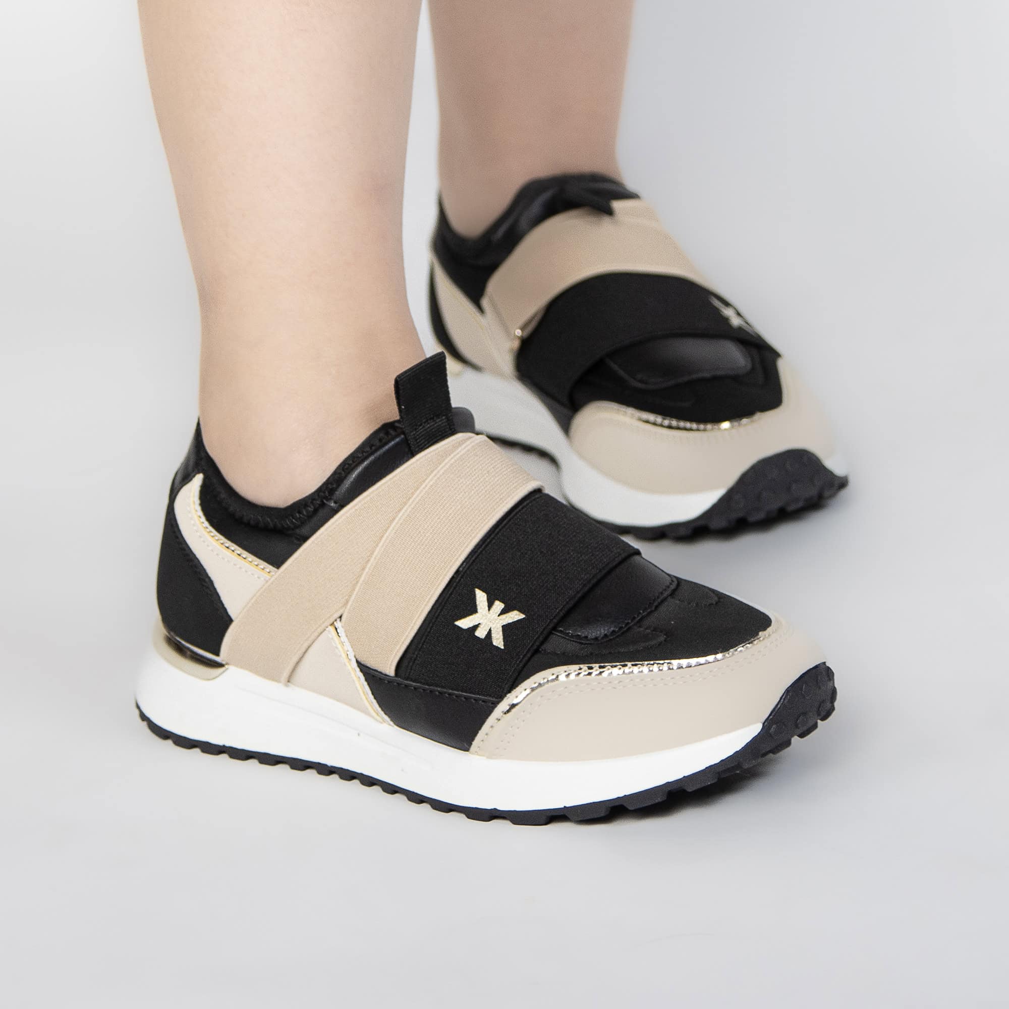 Melvine - Baskets Femmes en Beige.