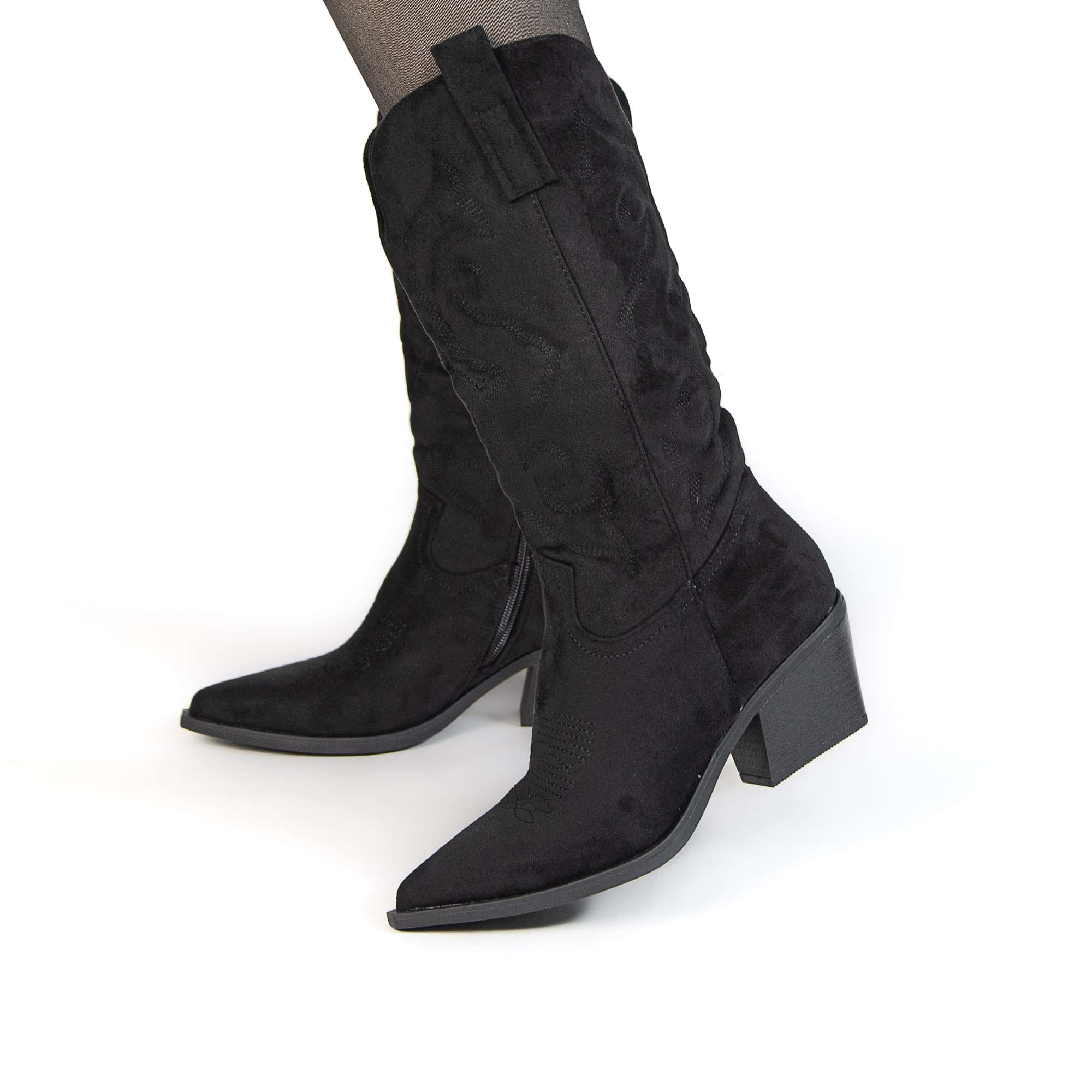 Santiags – Bottes Femmes en Noir.
