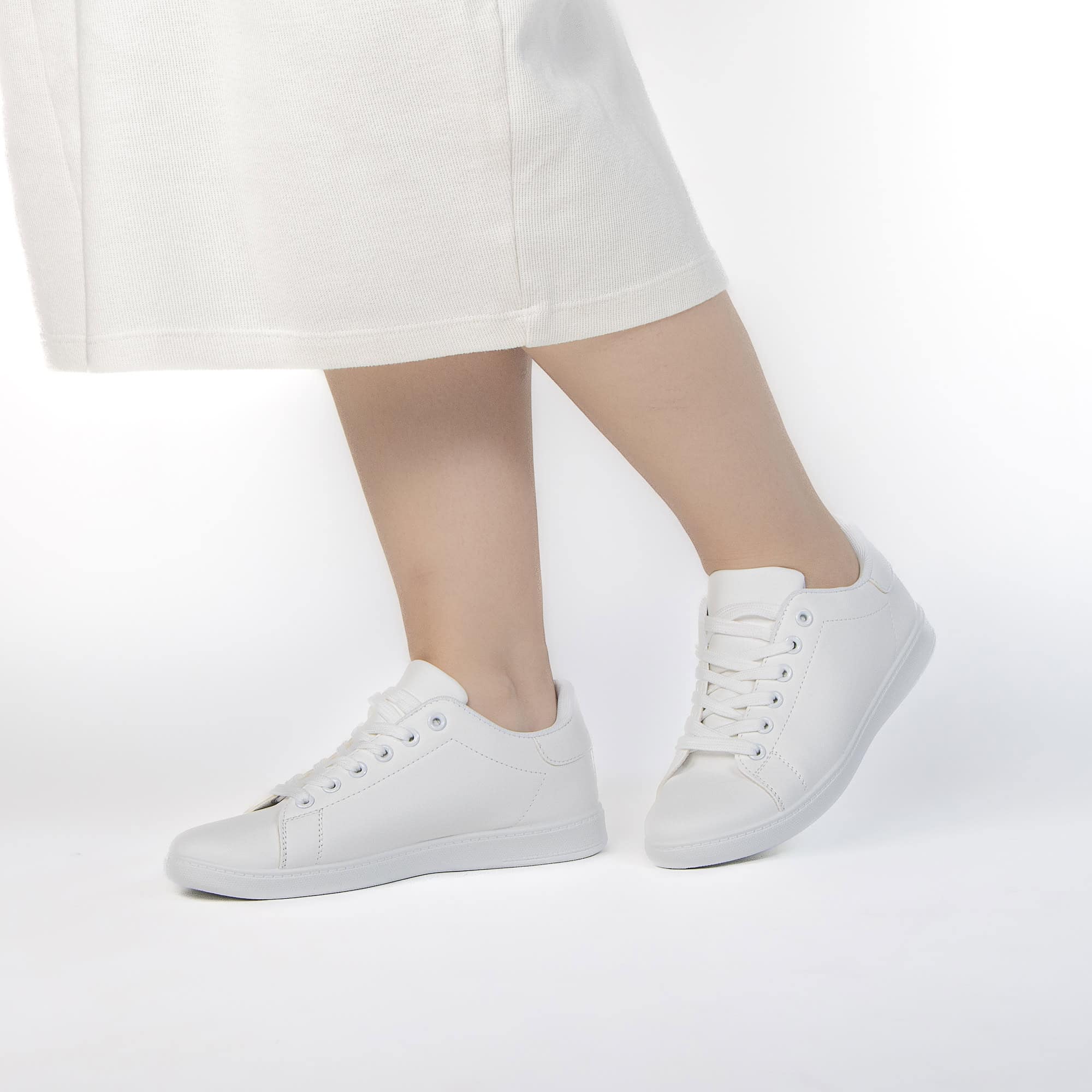 HEDDY - Baskets Basse en Blanc.