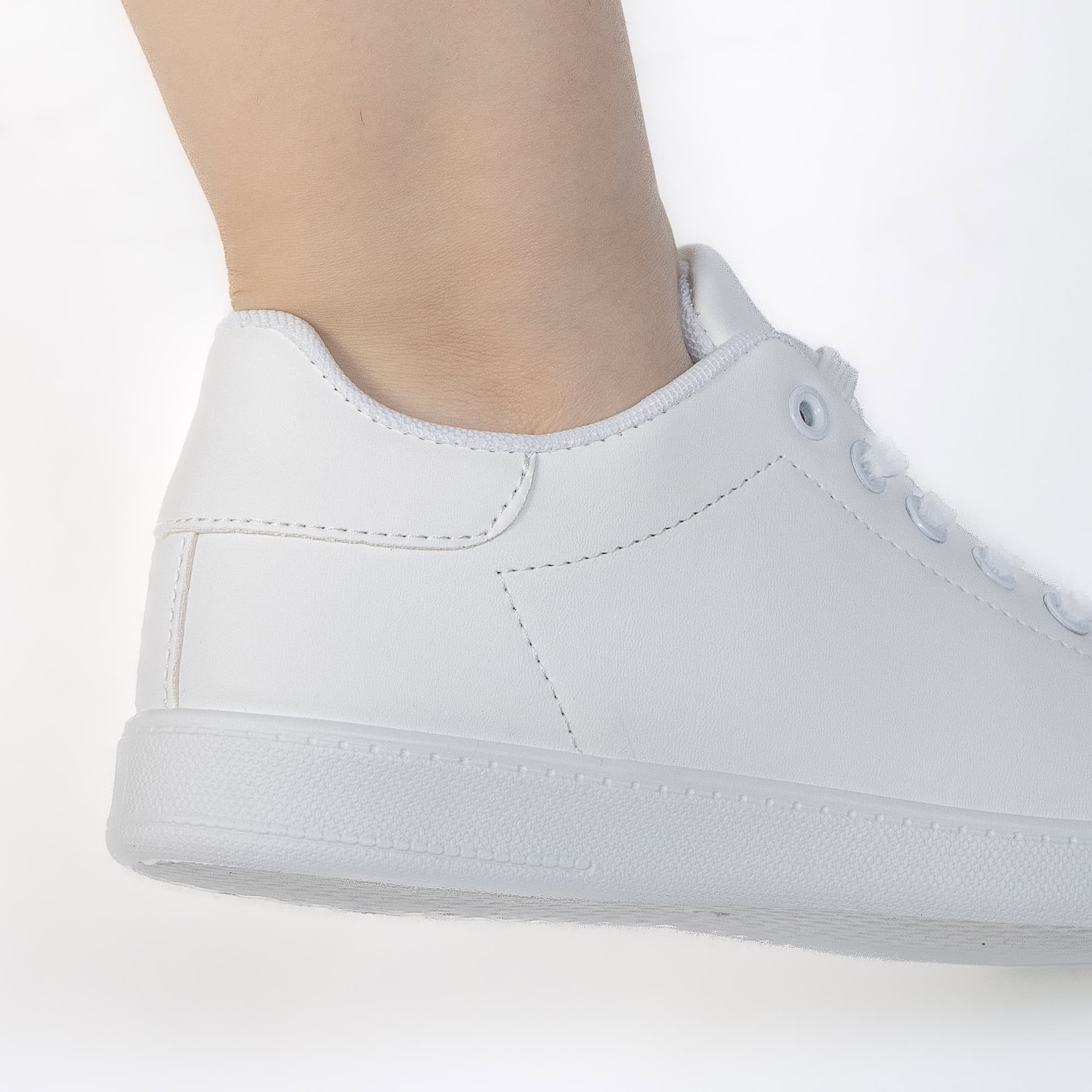 HEDDY - Baskets Basse en Blanc.