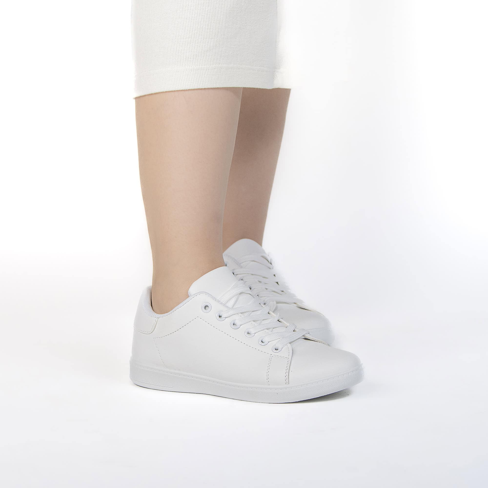 HEDDY - Baskets Basse en Blanc.