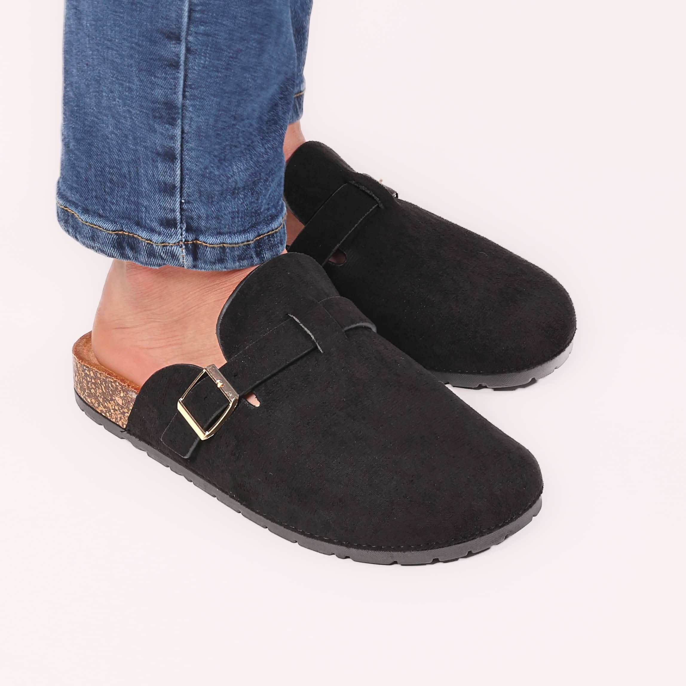 Clogs – Sabots Femmes en Noir.
