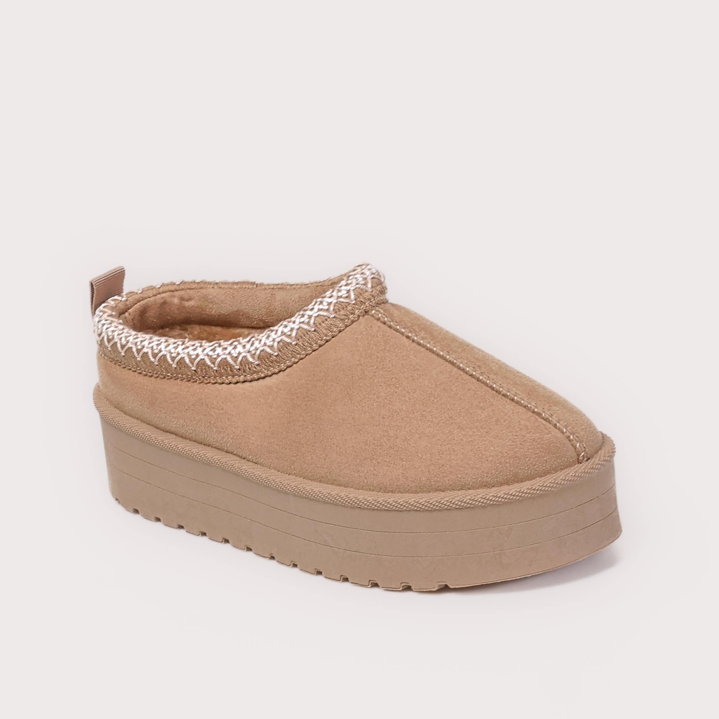Dorisa – Chaussons Femmes en Beige.