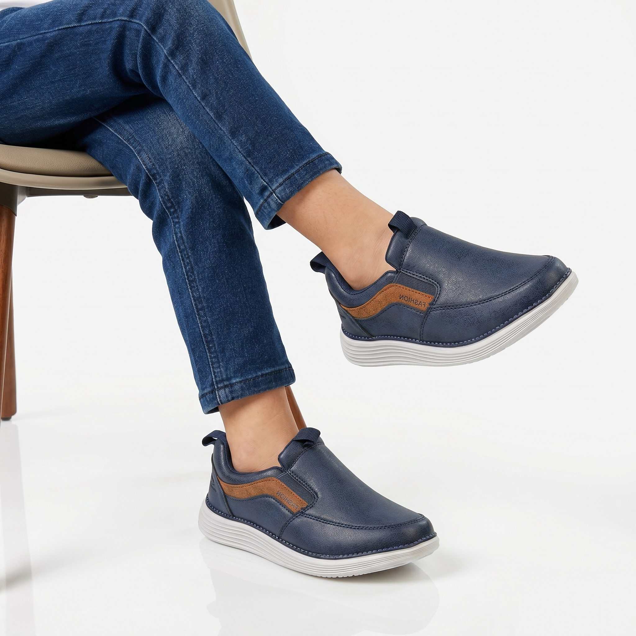 Rifty – Baskets Enfants en Bleu.