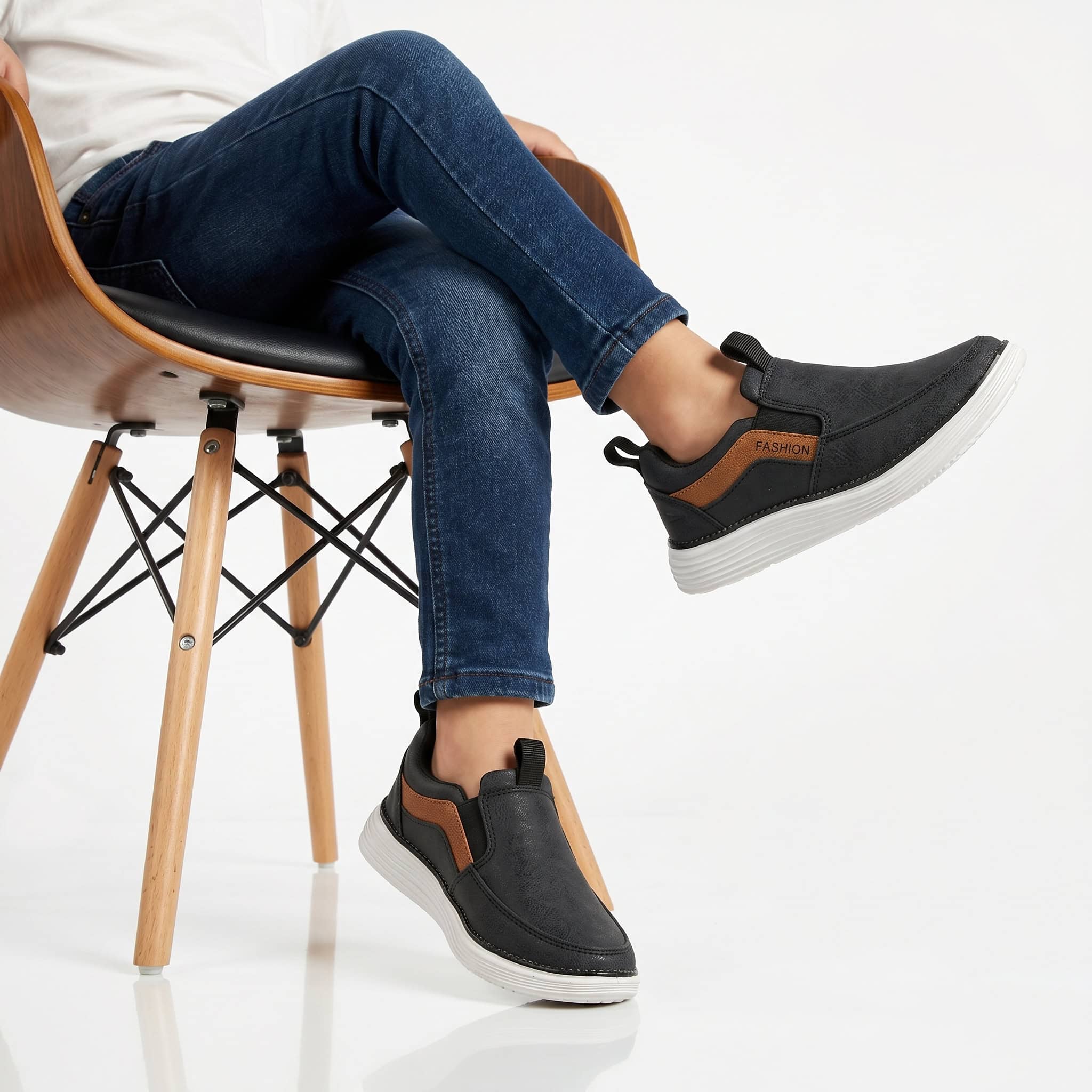 Rifty – Baskets Enfants en Noir.