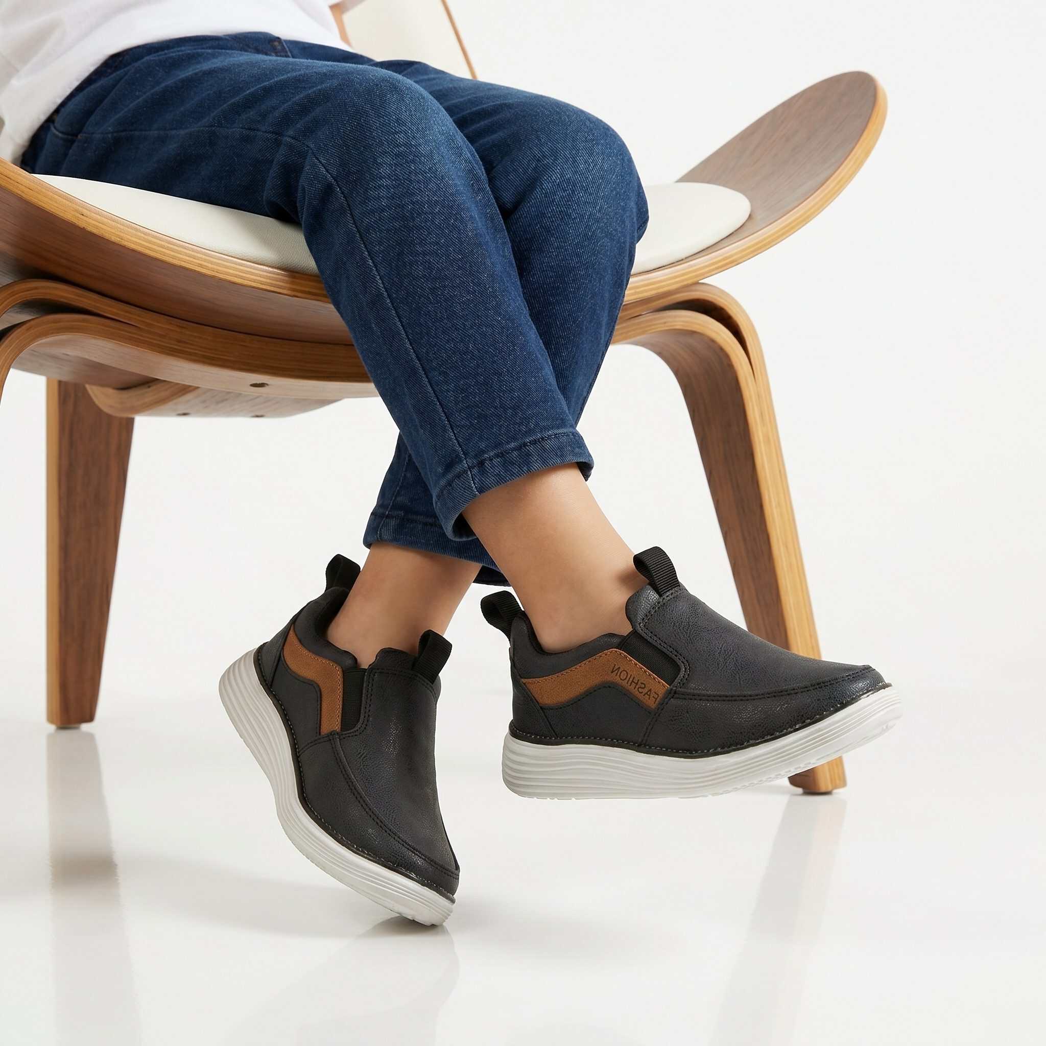 Rifty – Baskets Enfants en Noir.