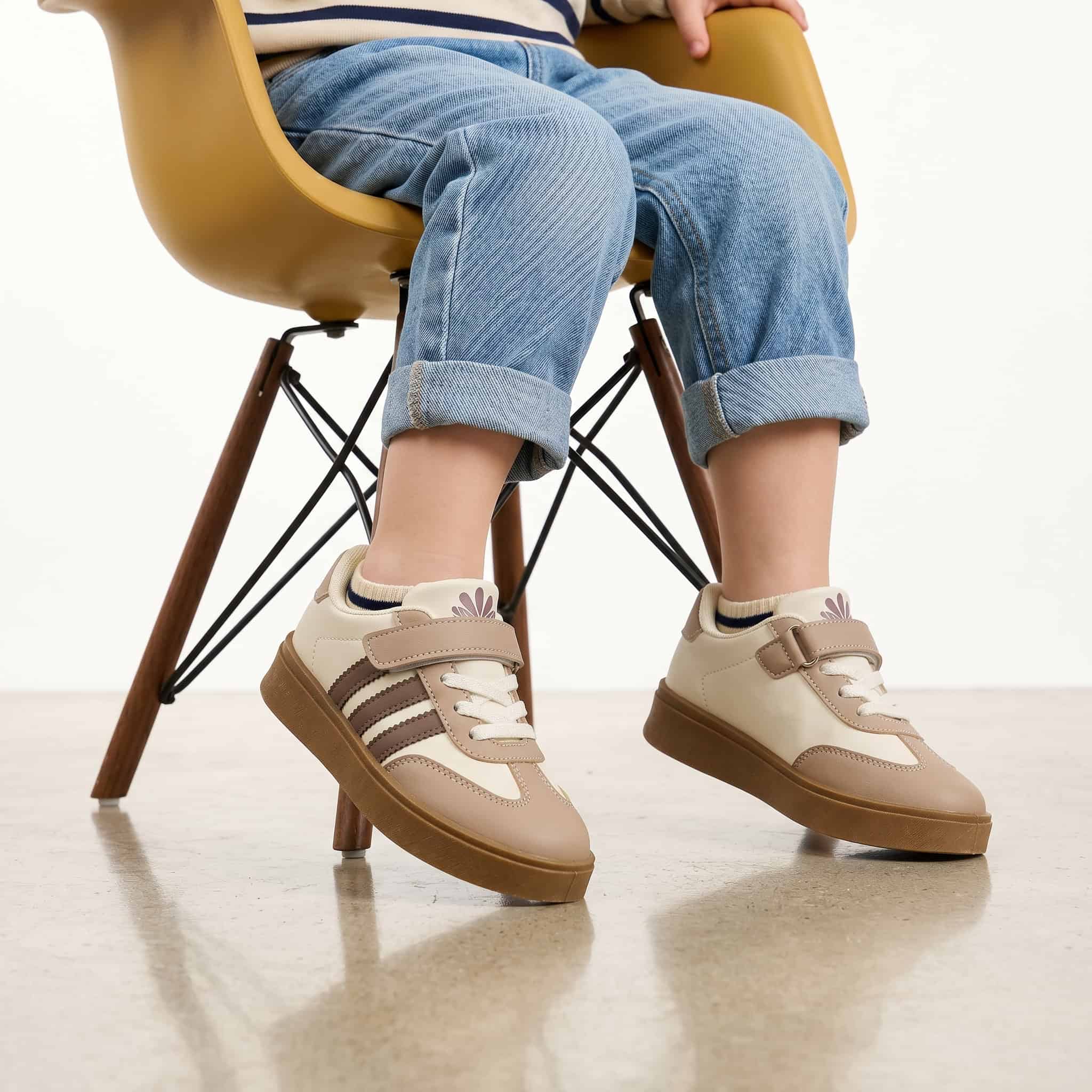 Layan – Baskets Enfants en Kaki.