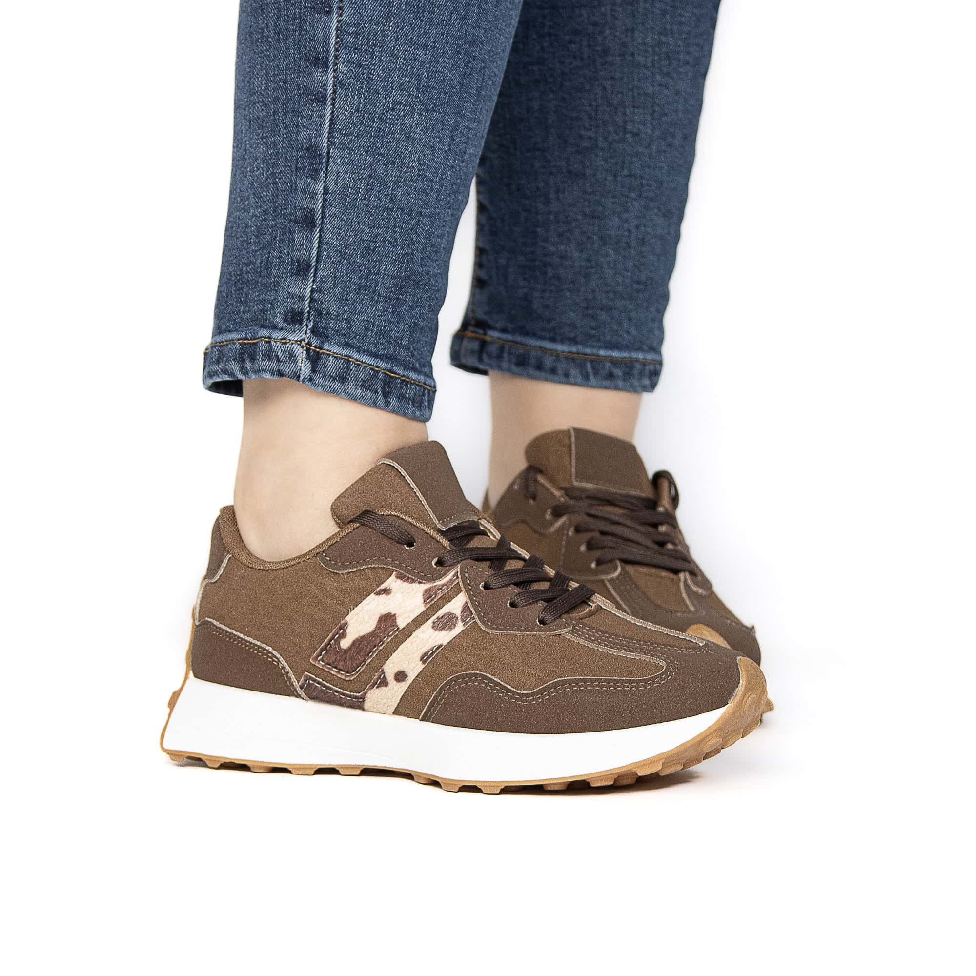OZEL – Baskets femmes en Marron.