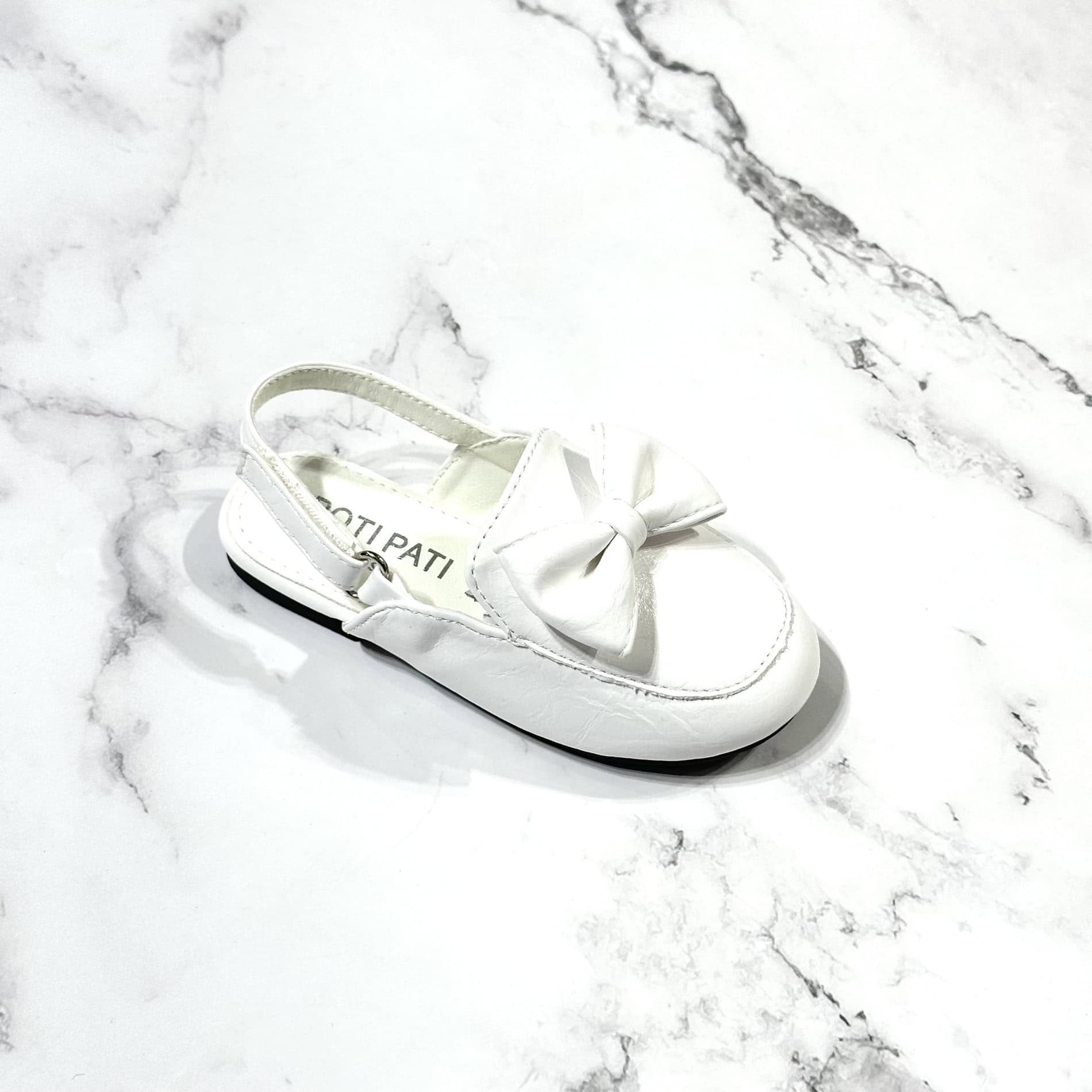 Hana – Ballerines fille à bride en Blanc.