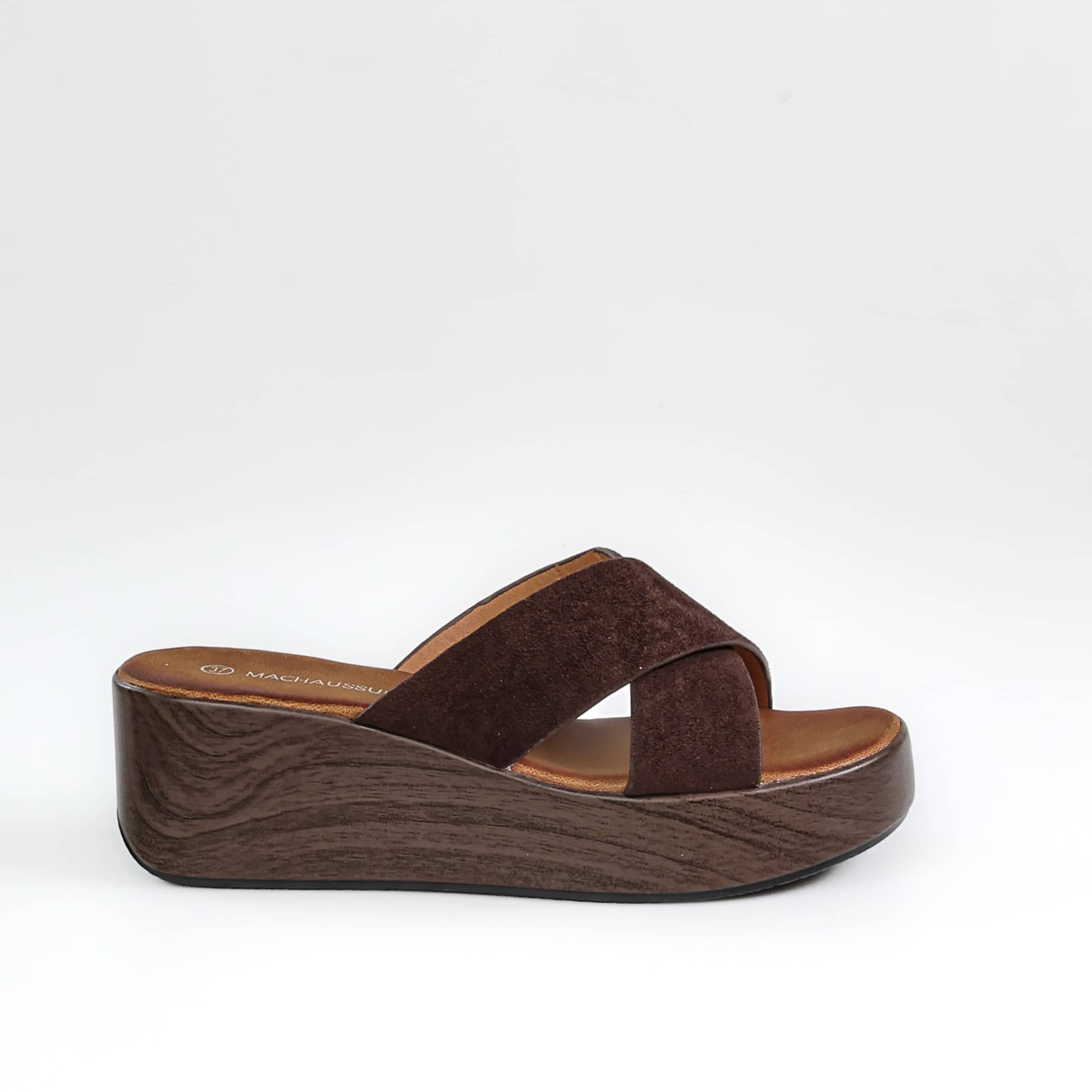 Nuda – Sandales compensées en Coffee.