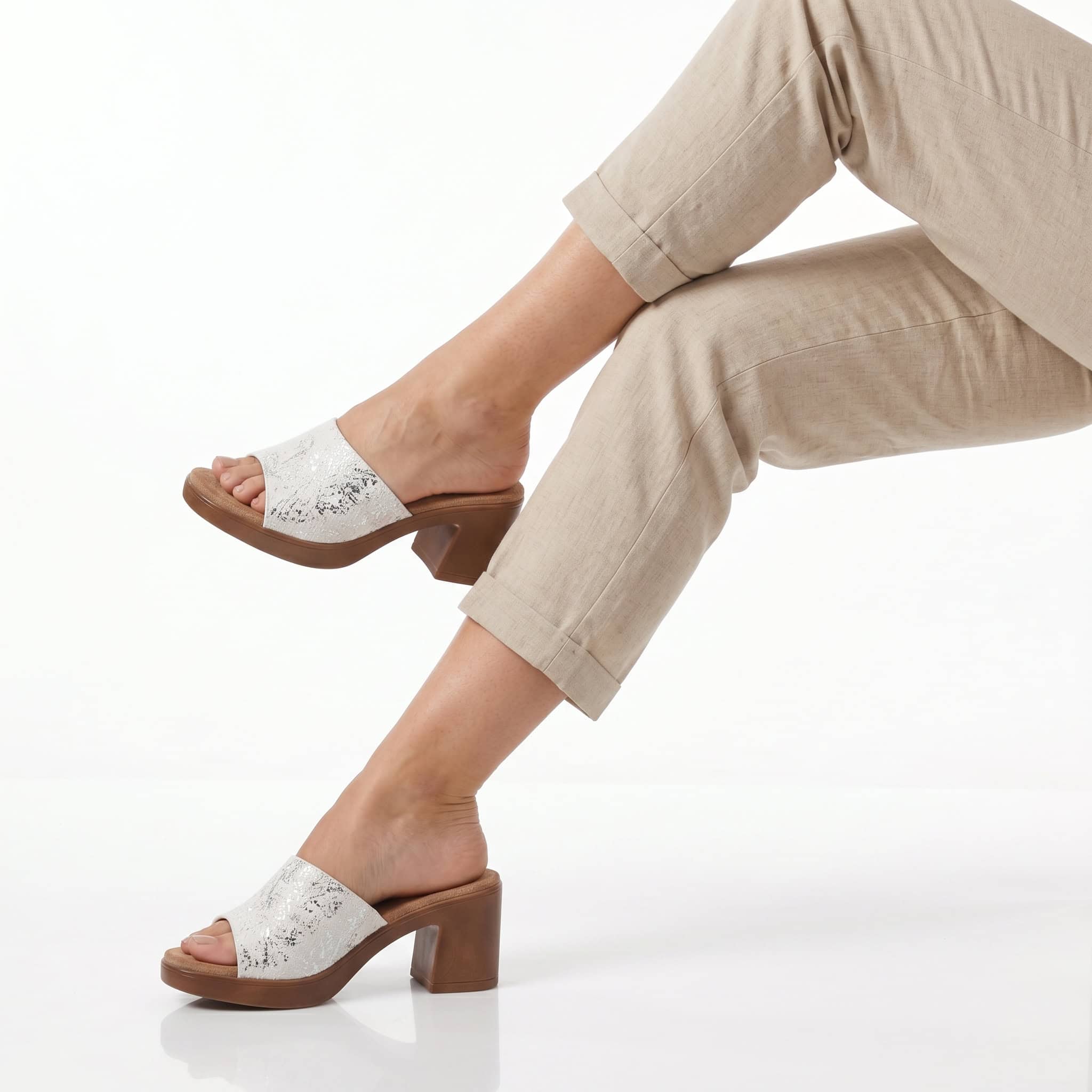 WOD – Sandales demi talon en Blanc.
