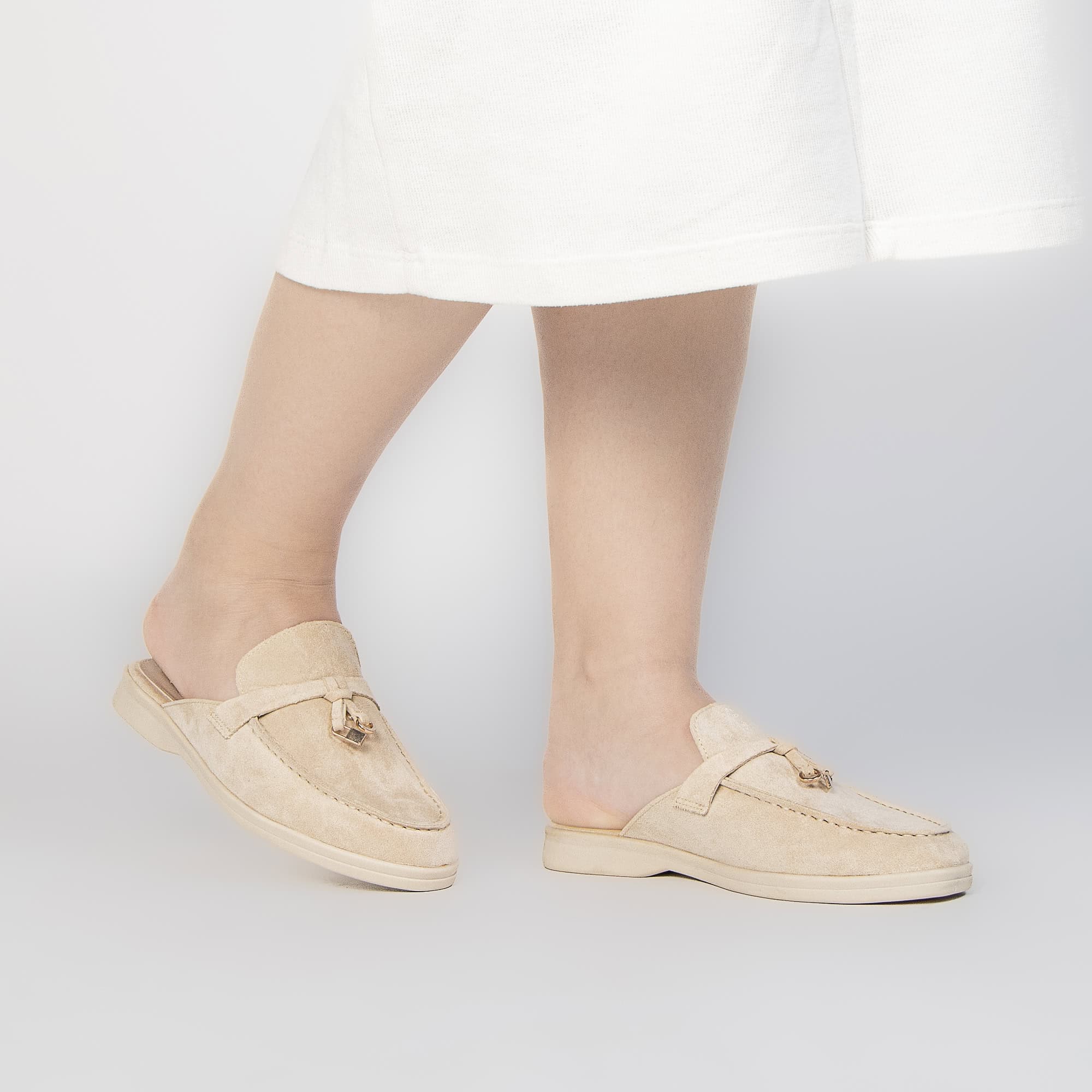 CATALEO - Mules femmes en Beige.