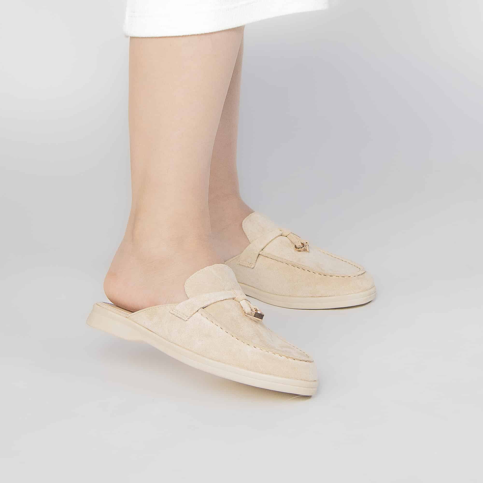 CATALEO - Mules femmes en Beige.
