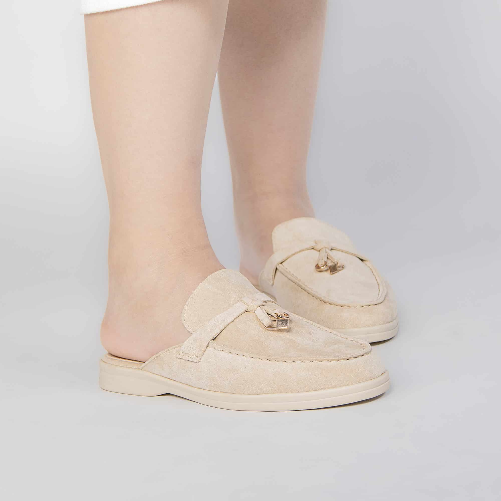 CATALEO - Mules femmes en Beige.