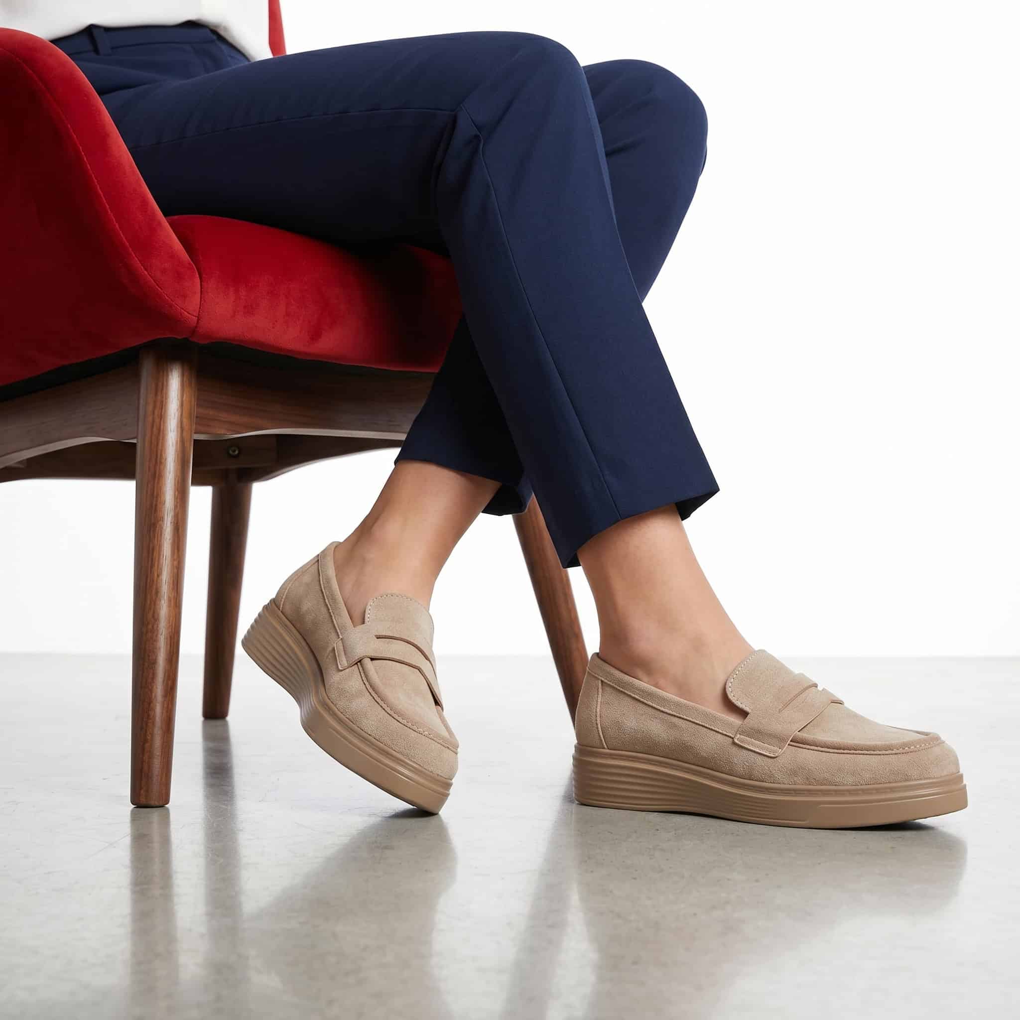 Losy – Derbies Femmes en Beige.