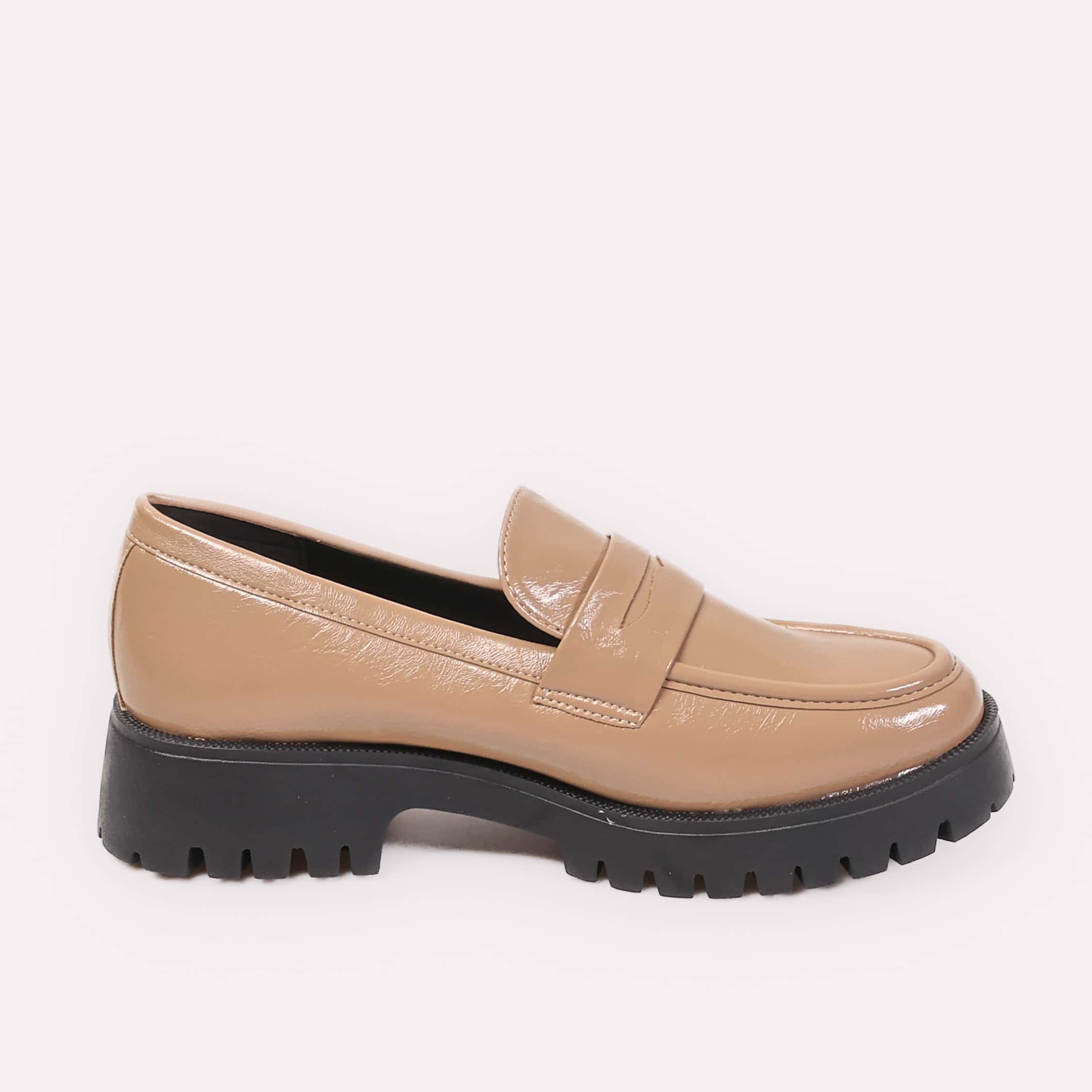 Valiny – Derbies Femmes en Kaki.