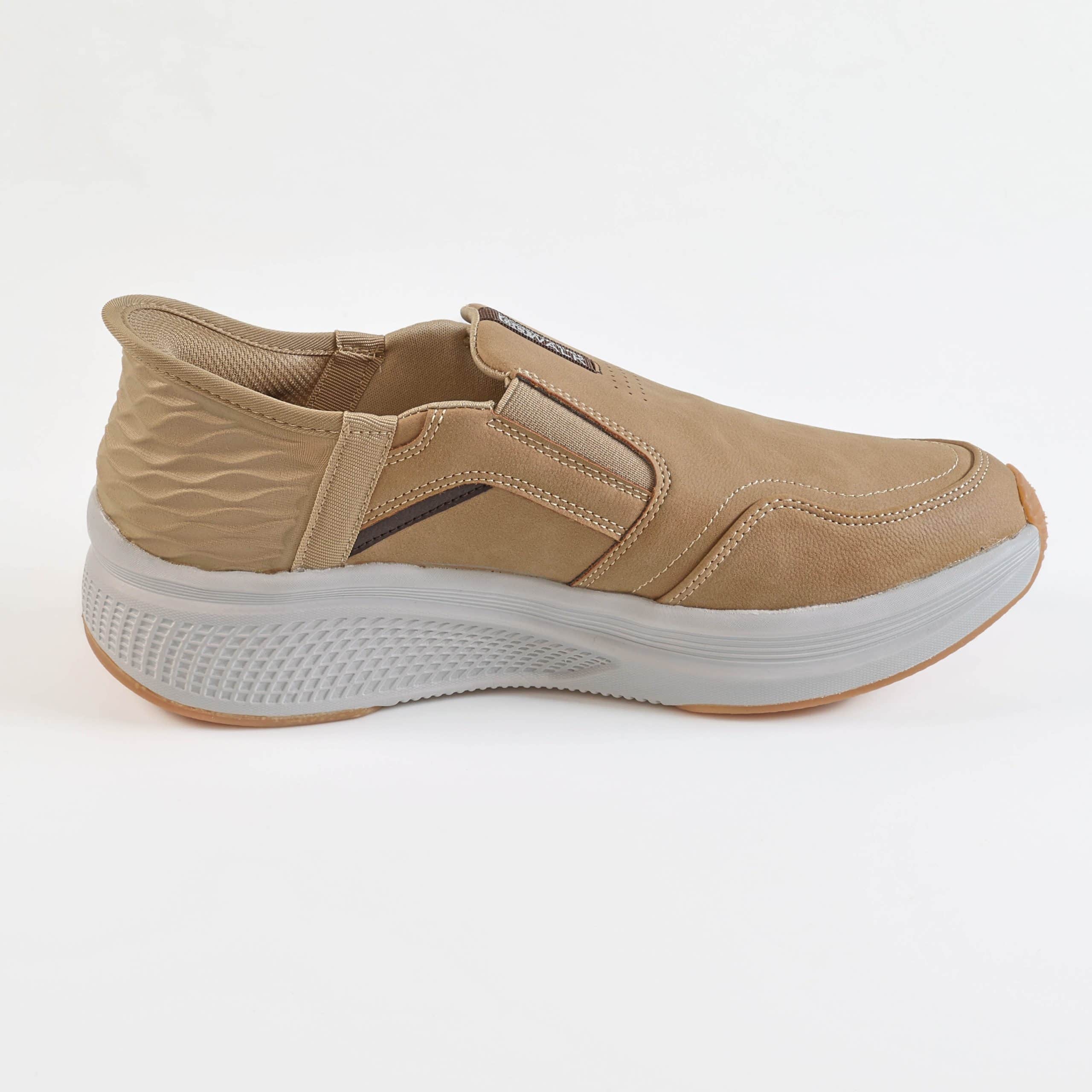 Accent – Baskets confortables Hommes en Beige.