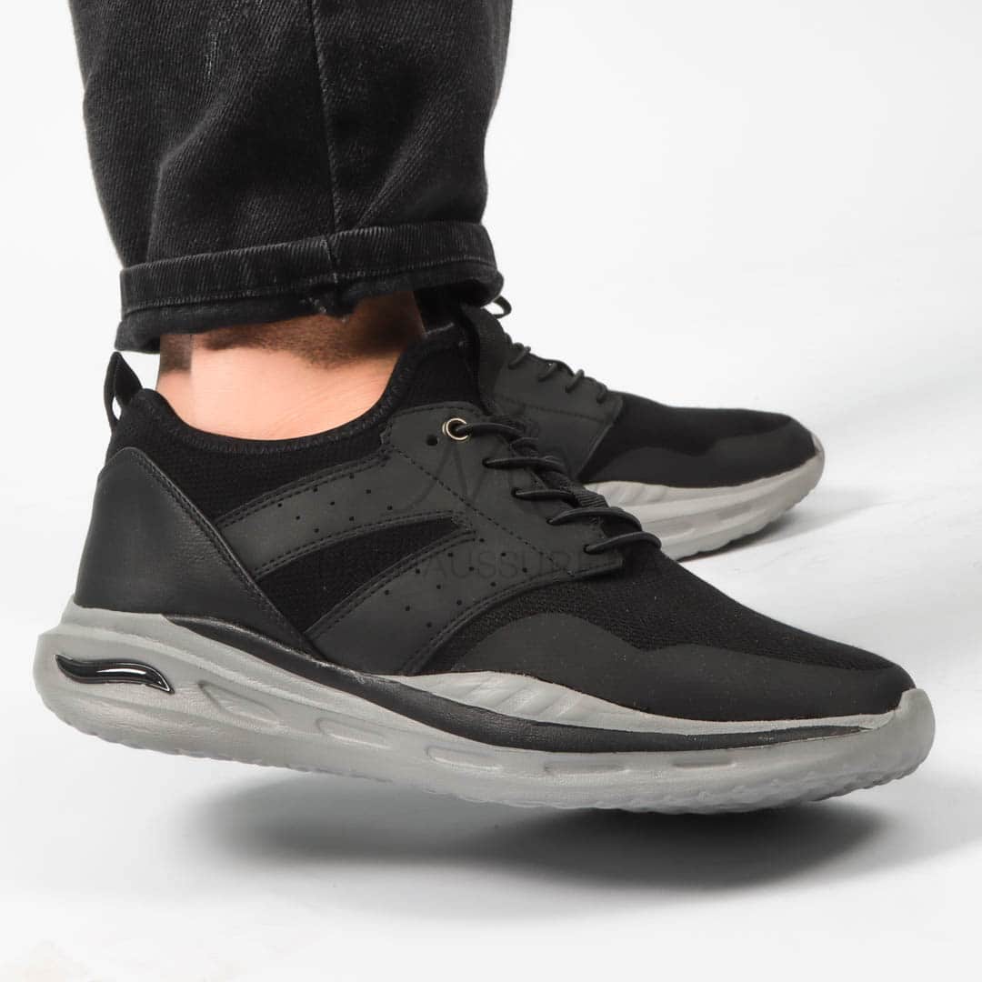 Apex - Baskets Hommes confortables en Noir.