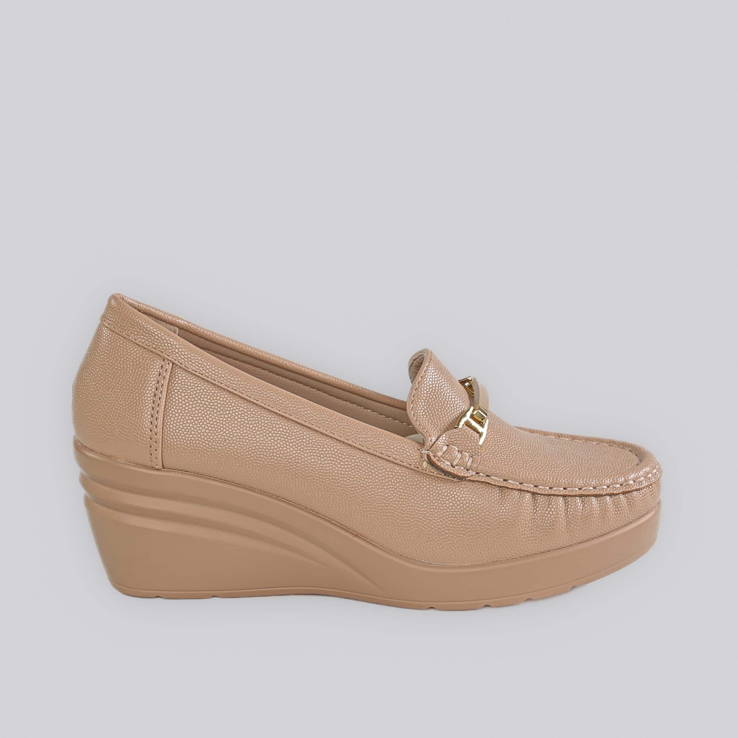 Alba – Mocassins compensées en Beige.