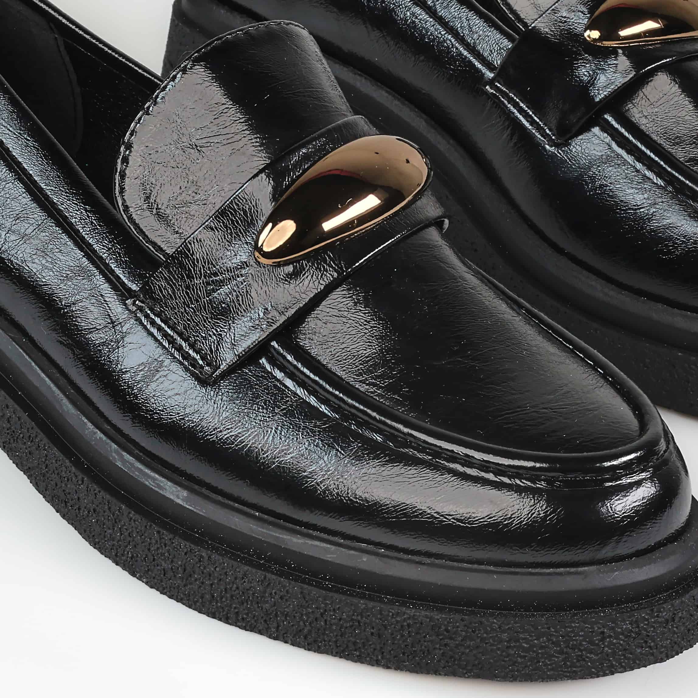 Fandy – Derbies Femmes en Noir.