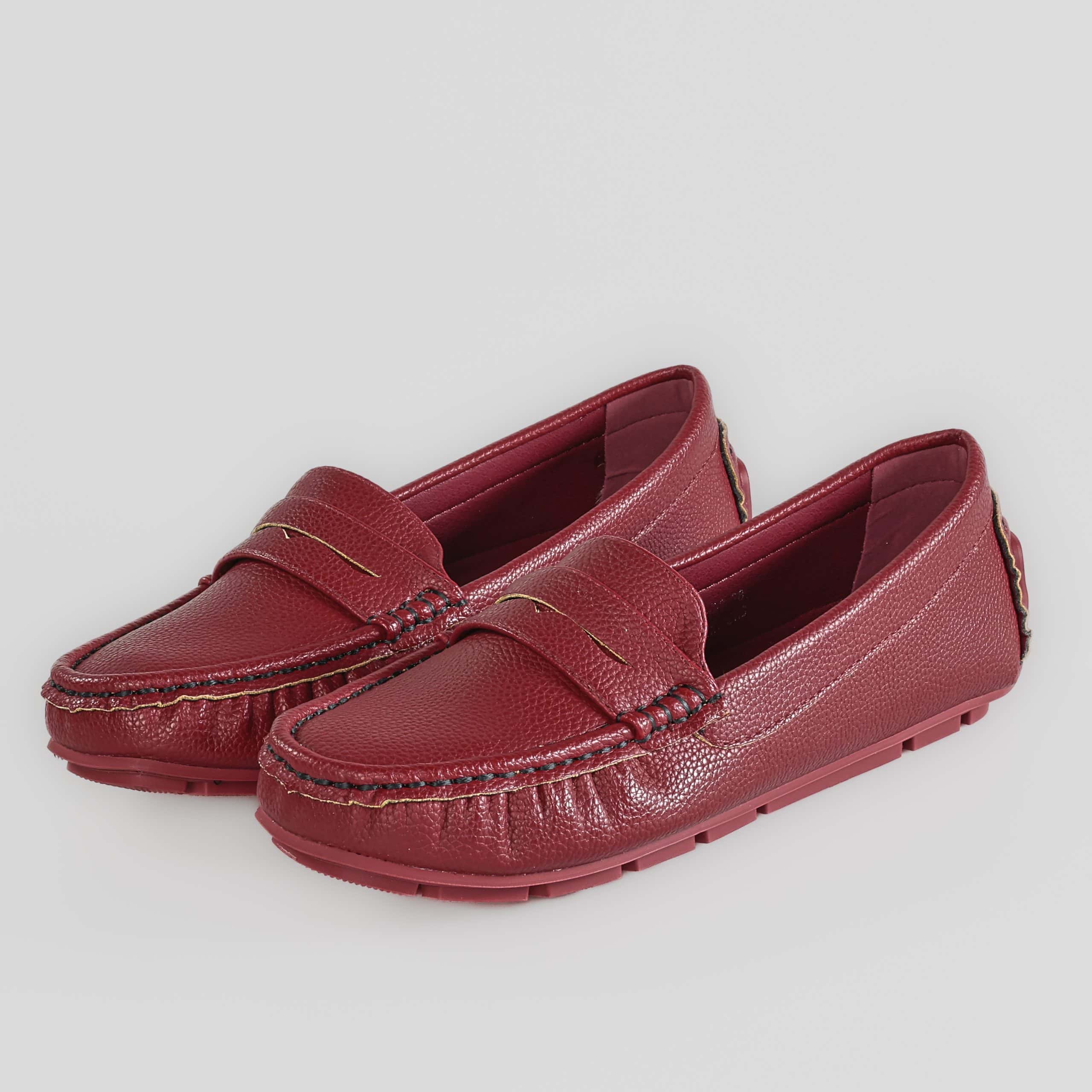 JASMINE – Mocassins Femmes en Bordeau.