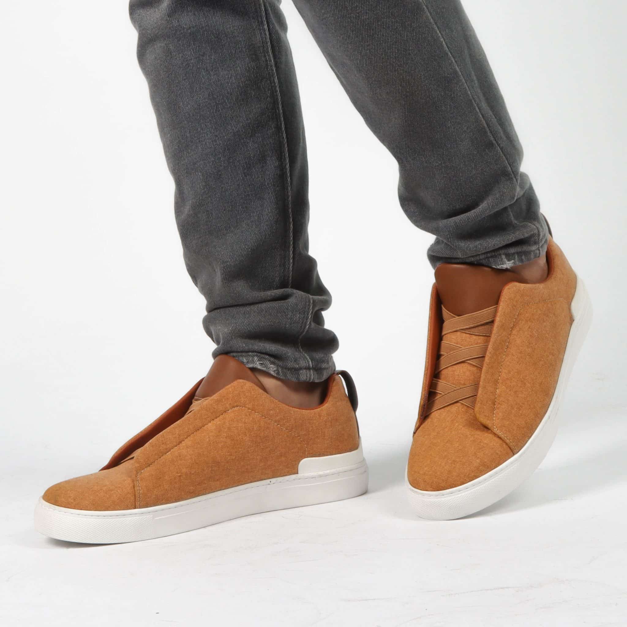 Quantum - Baskets Hommes en Marron.