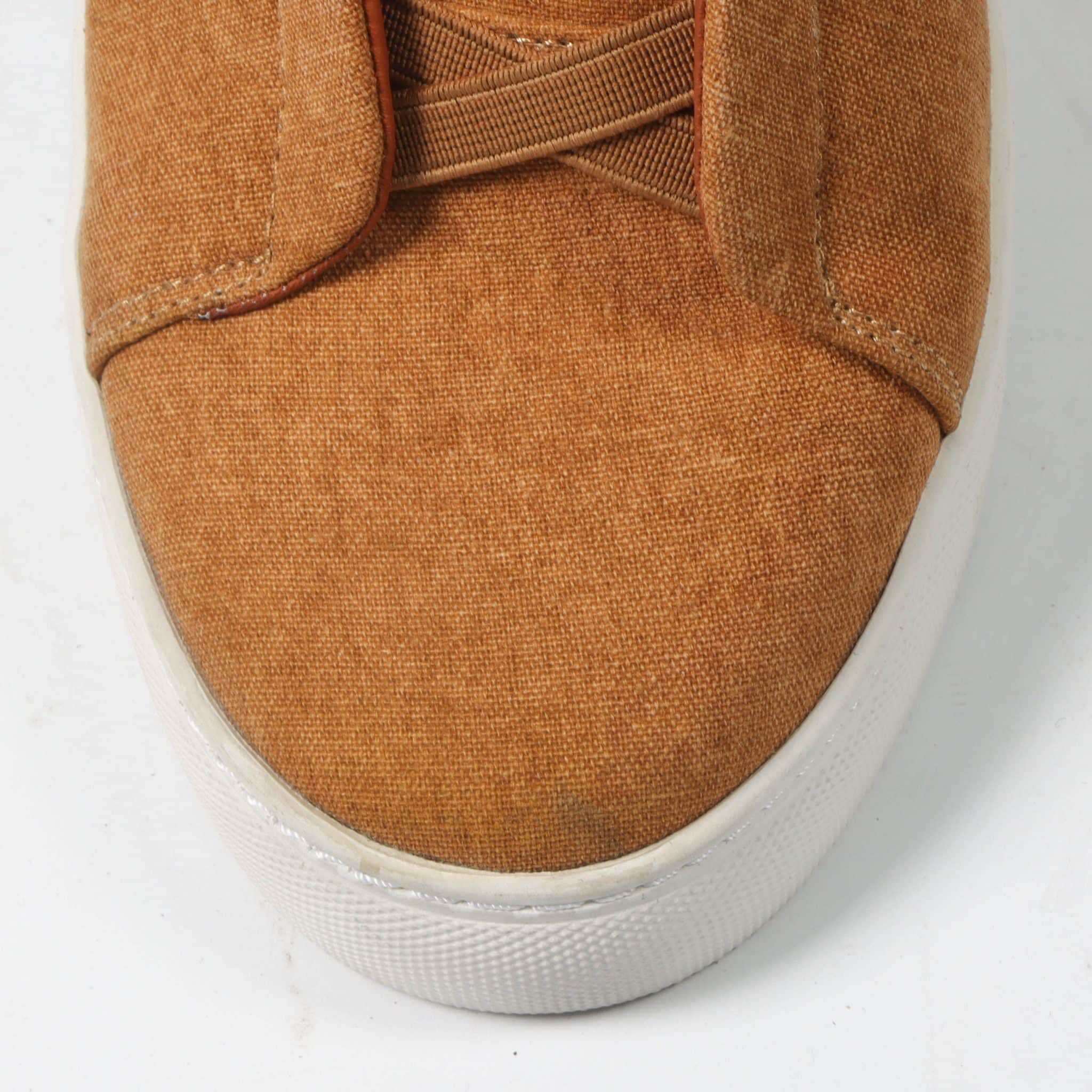 Quantum - Baskets Hommes en Marron.