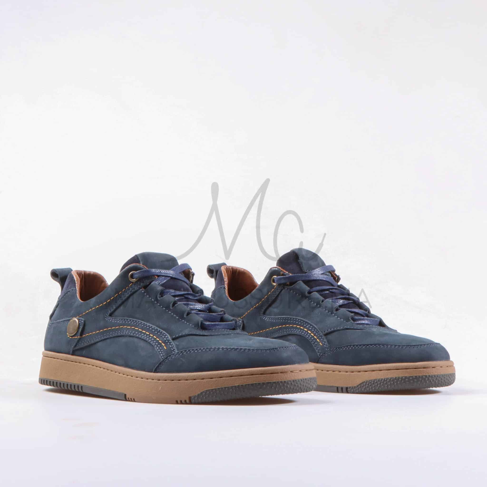 Oasis - Baskets confortables en Bleu marine.