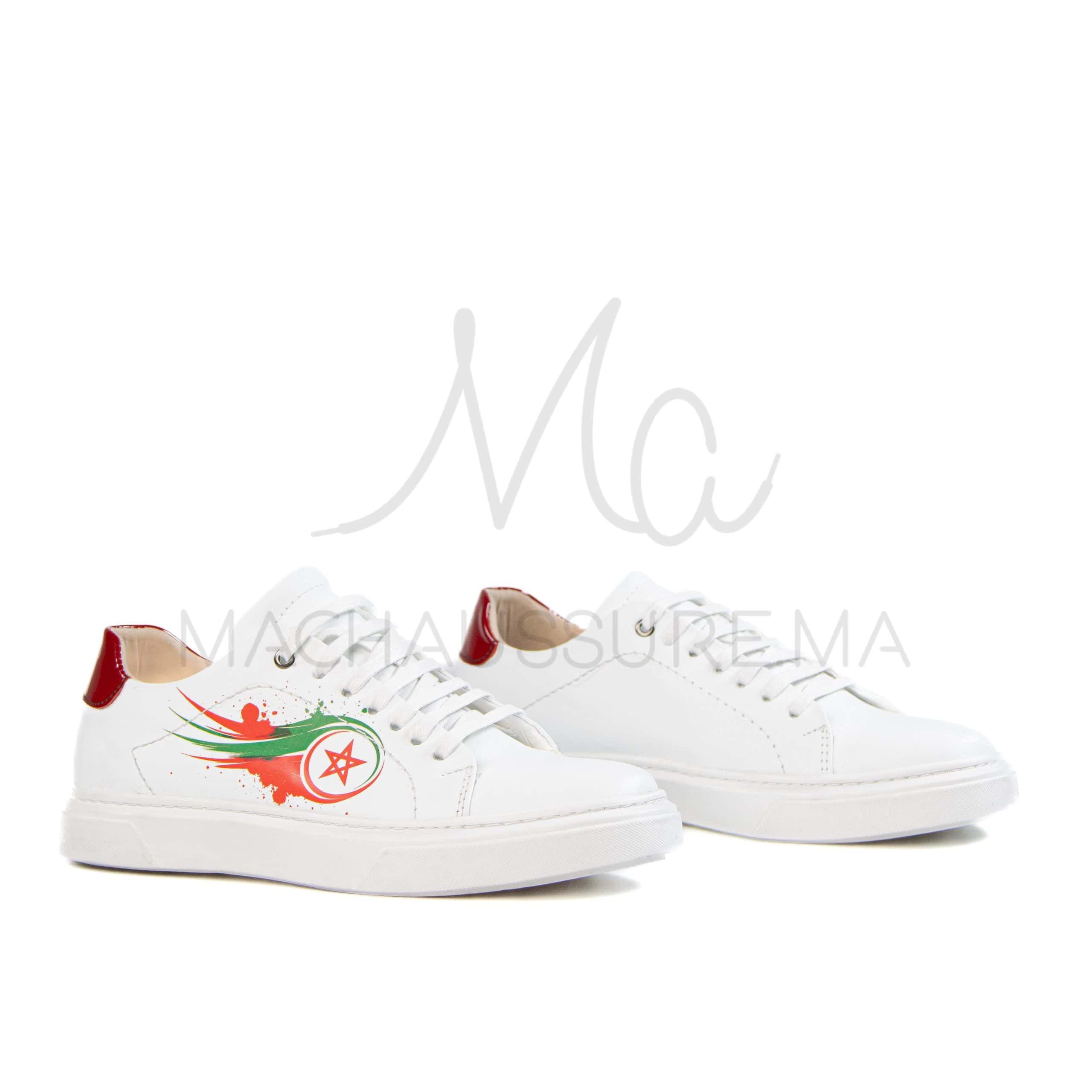 CAN – Baskets en Blanc.