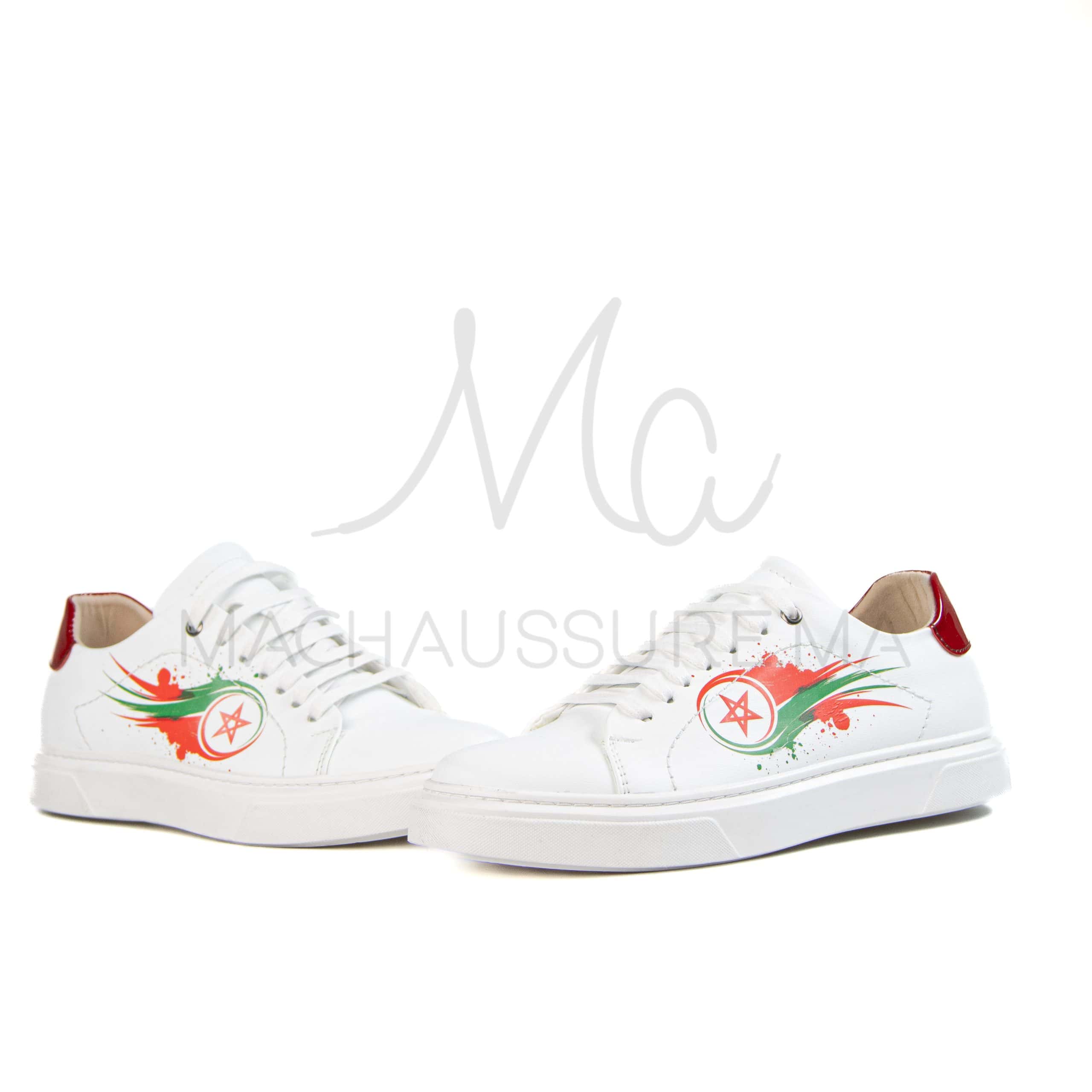 CAN – Baskets en Blanc.