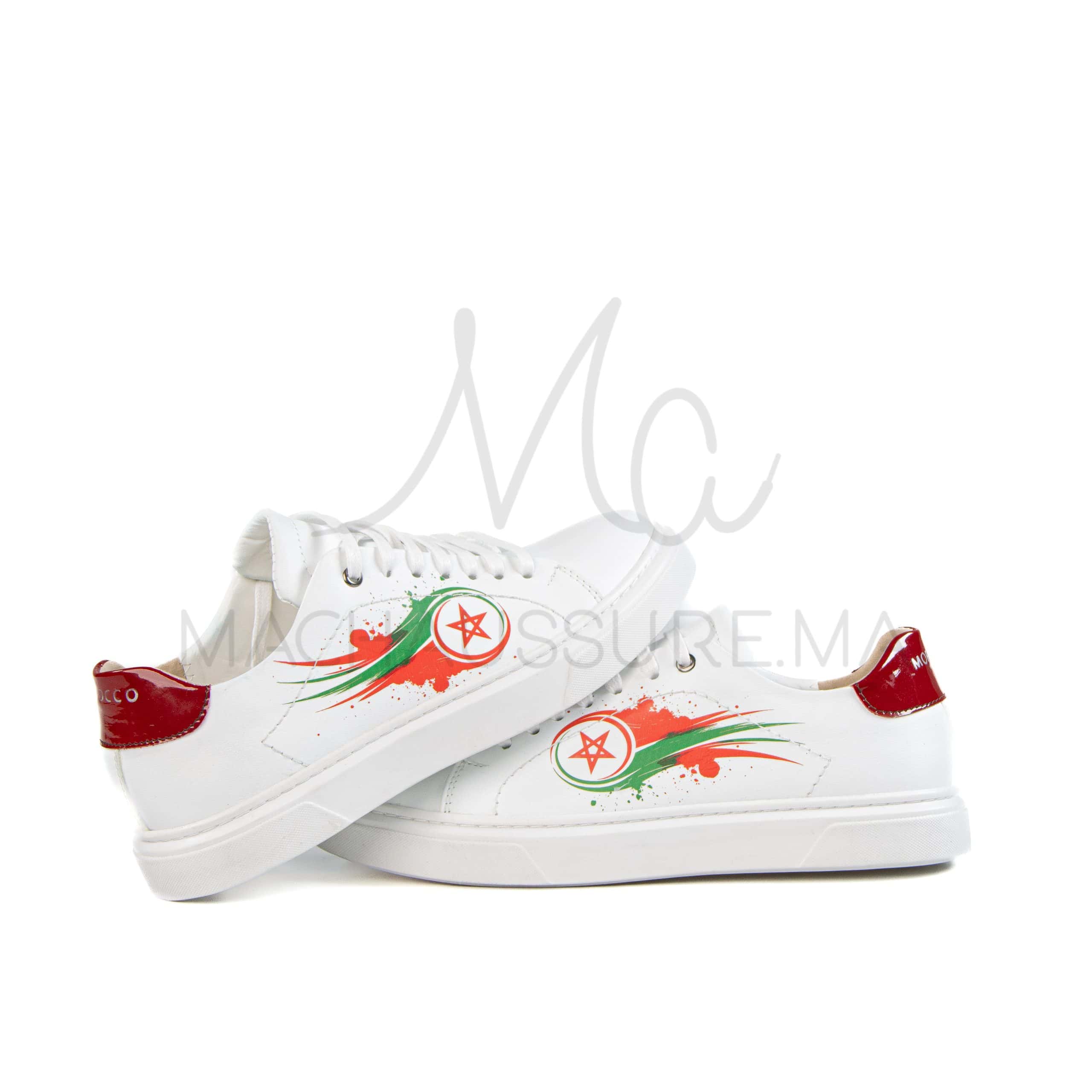 CAN – Baskets en Blanc.