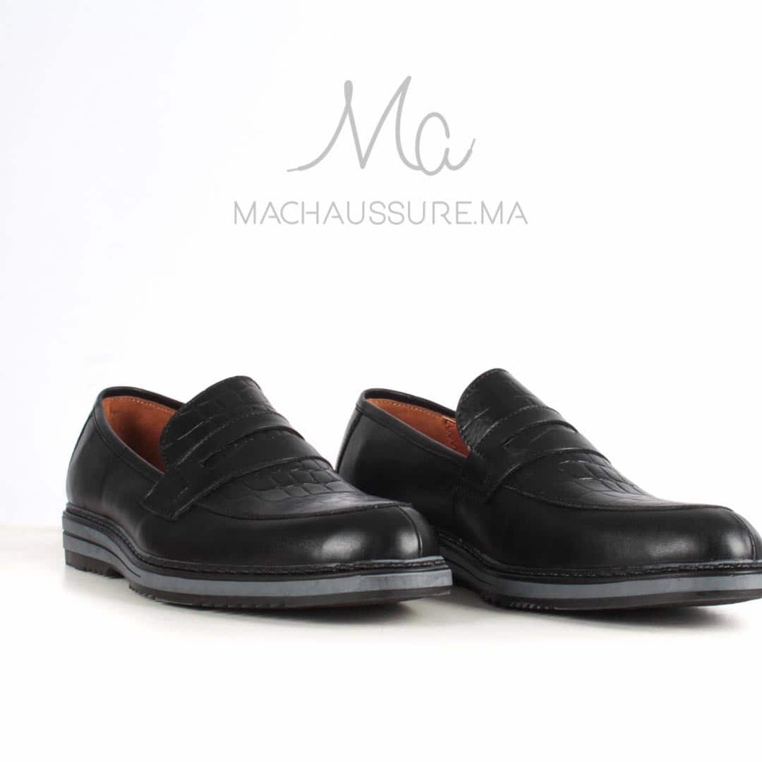 ALBURQUE - Chaussure de ville en noir.