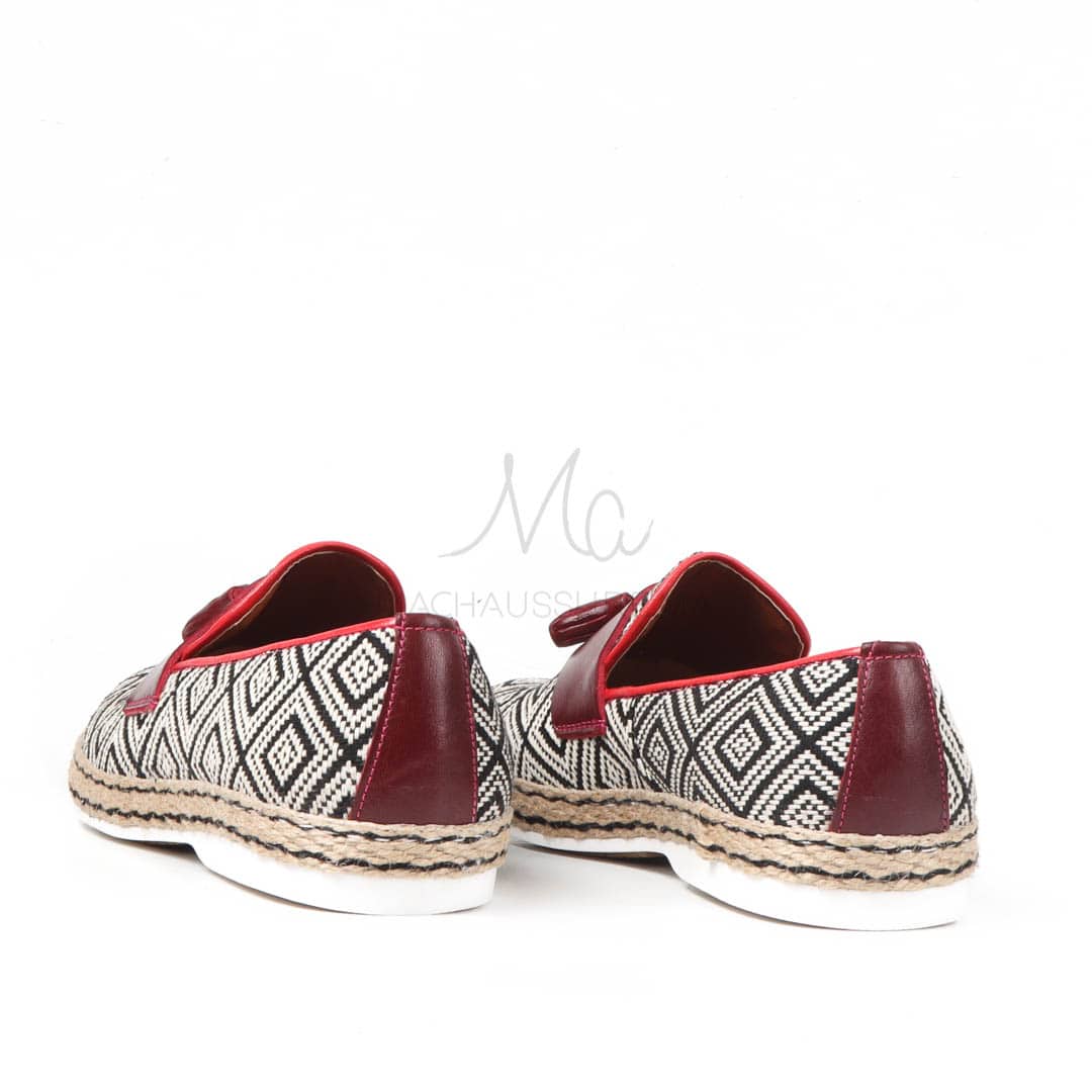 HYPSENOR - Mocassins en Grenat.