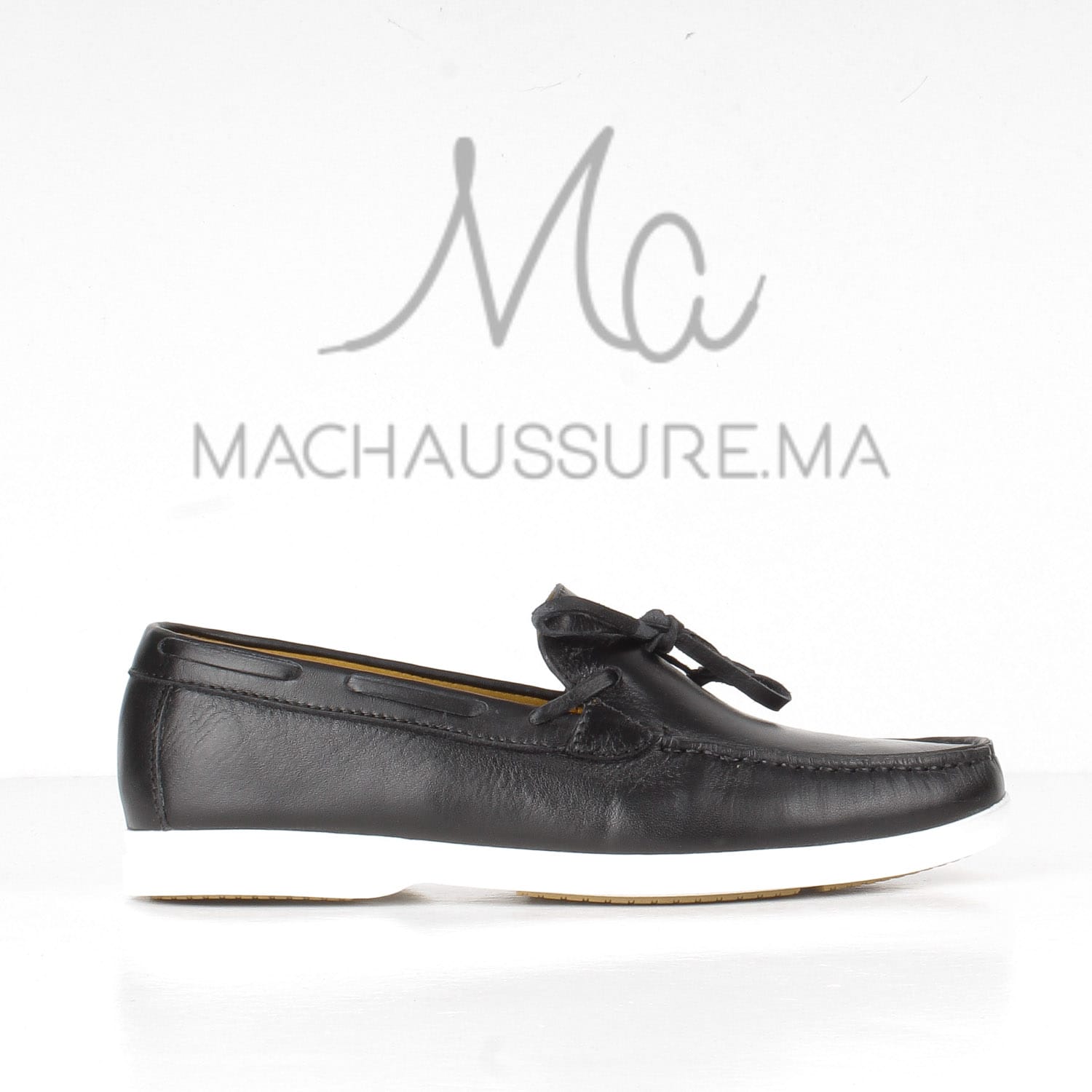 PIER-ONE Chaussures bateau en Cuir Noir.