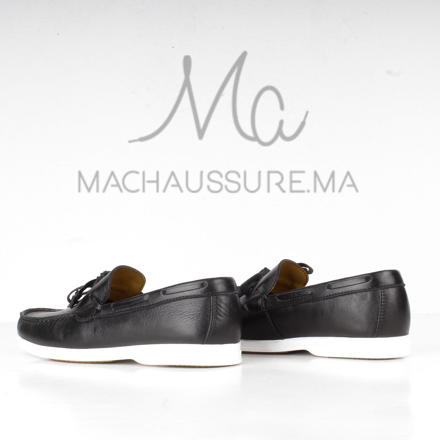 PIER-ONE Chaussures bateau en Cuir Noir.