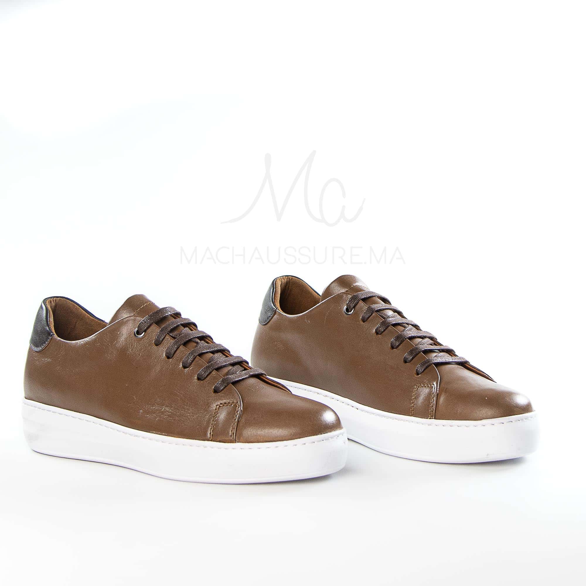 Velocity - Baskets confortables en Marron.