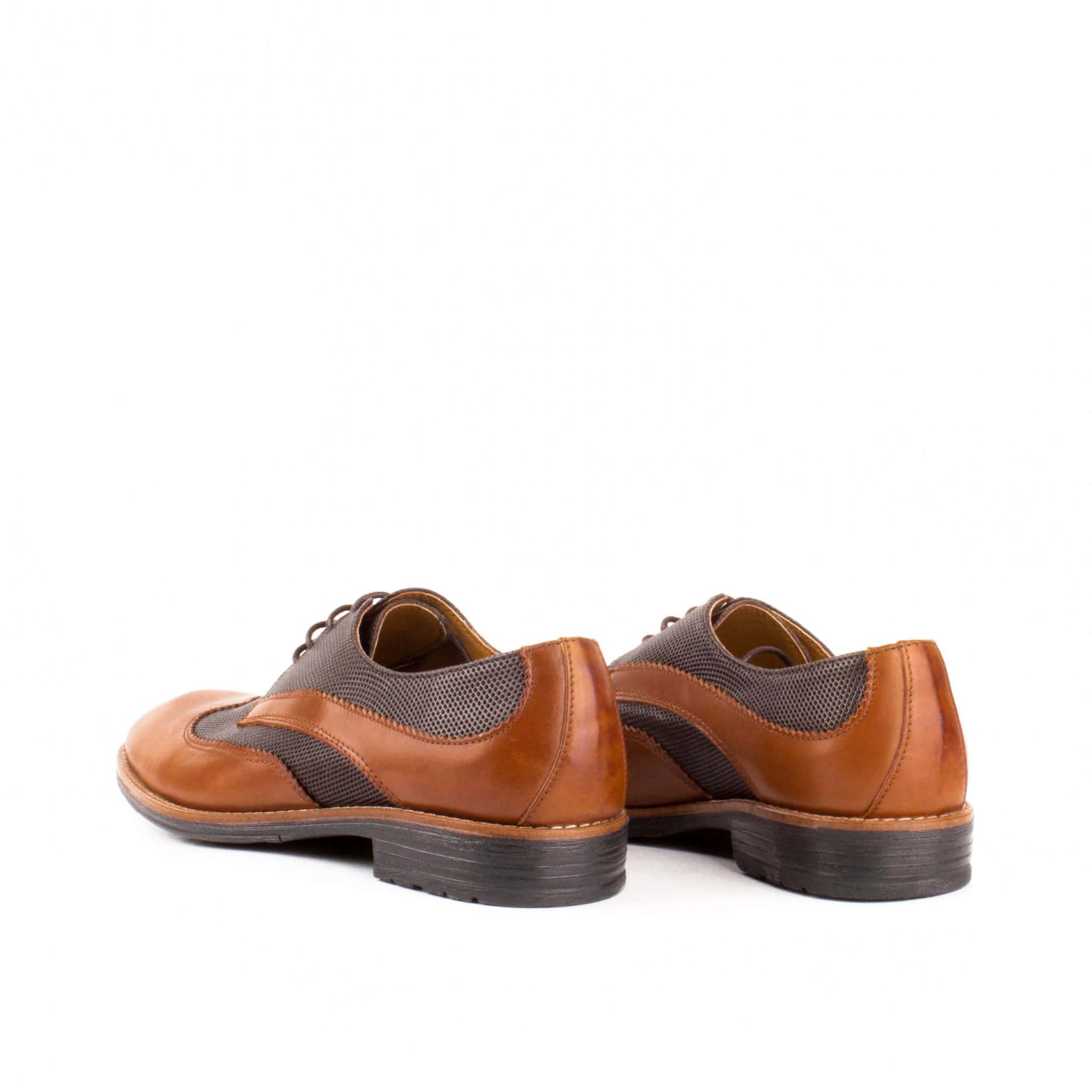 GENTMAR – Chaussures de ville en Tabac.