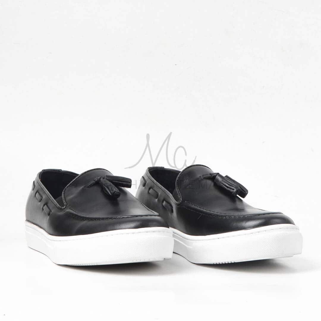 Mocassin 100% Cuir Noir.