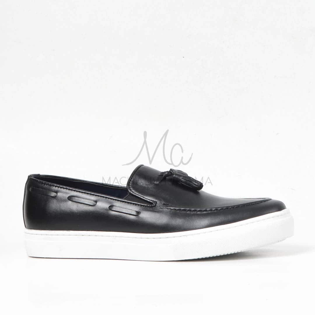 Mocassin 100% Cuir Noir.