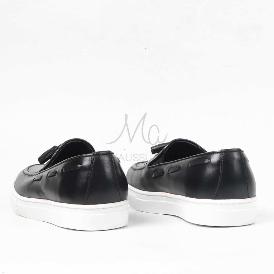 Mocassin 100% Cuir Noir.