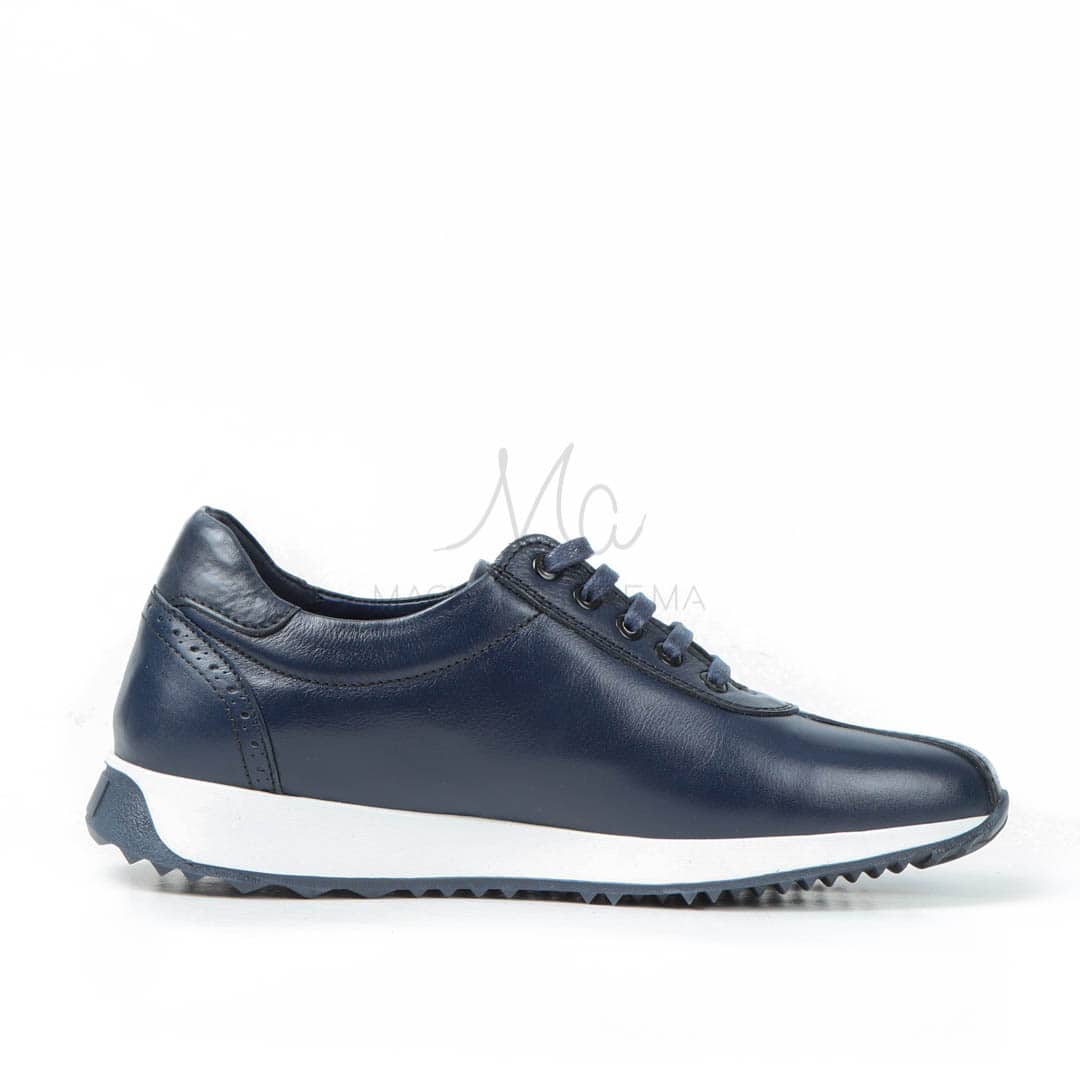 IOBATES - Baskets 100 %Cuir en Bleu.