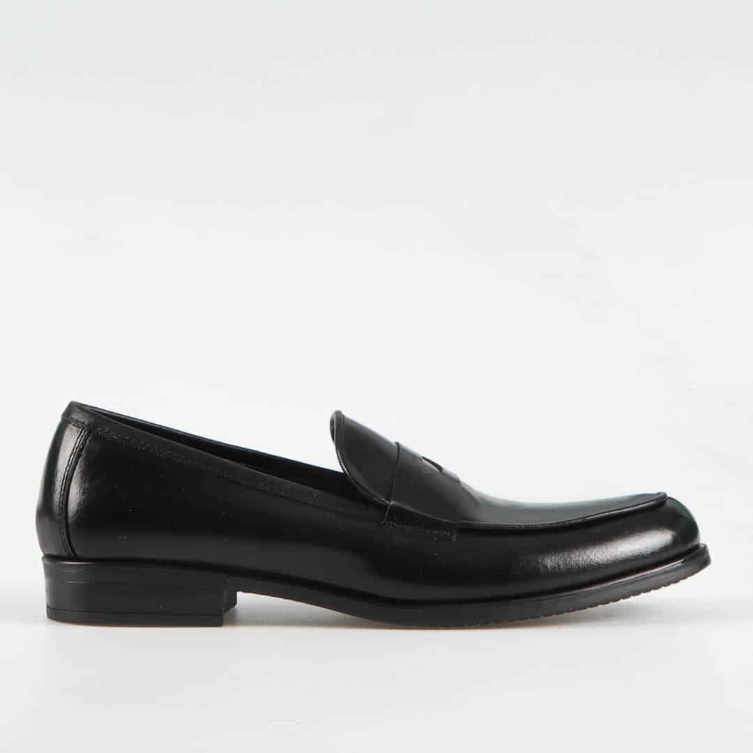 Yorgous – Chaussure de ville – Noir.
