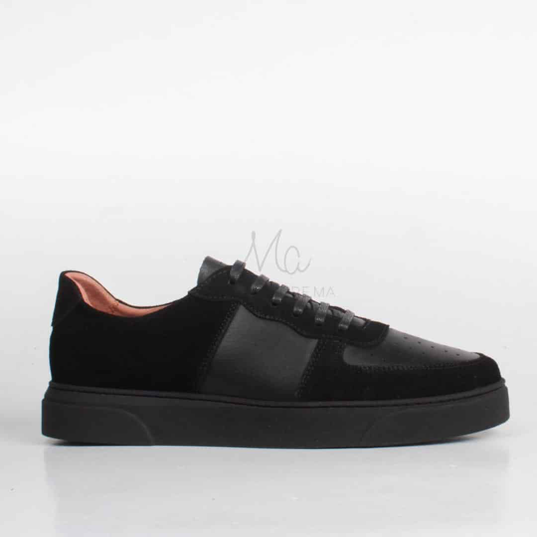 AIR BALVIN - Baskets en Daim Noir.