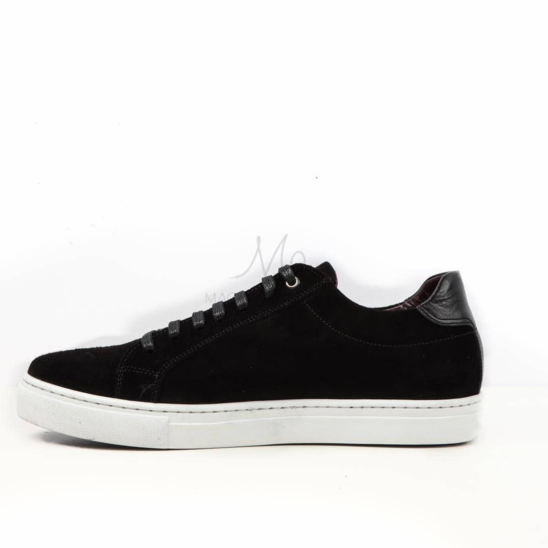 Baskets Basses en Daim - Noir.