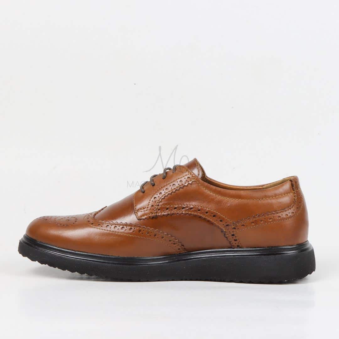 ERNEST – Chaussures de ville 100 % Cuir en Tabac.