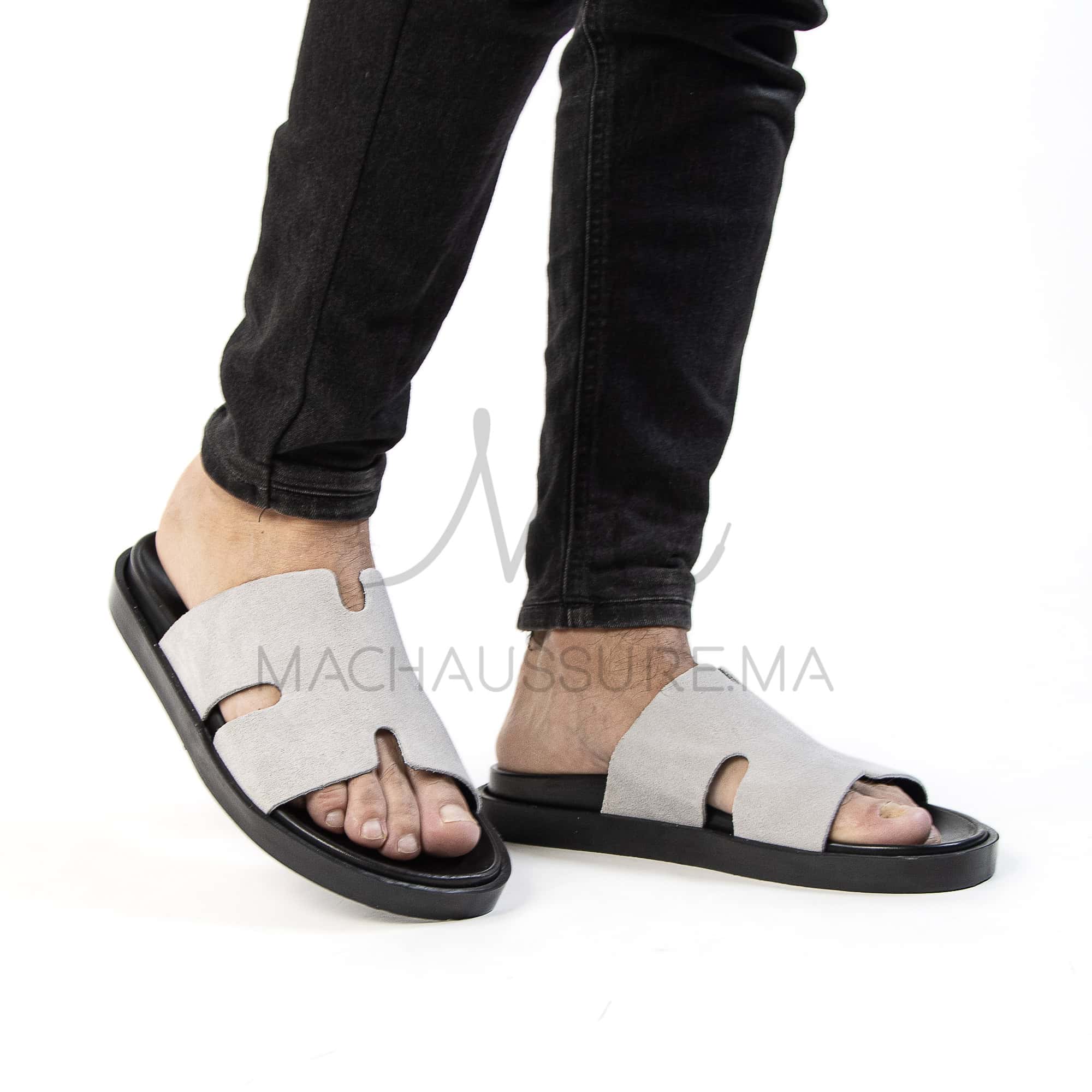 Abrid – Sandales Homme en Gris.